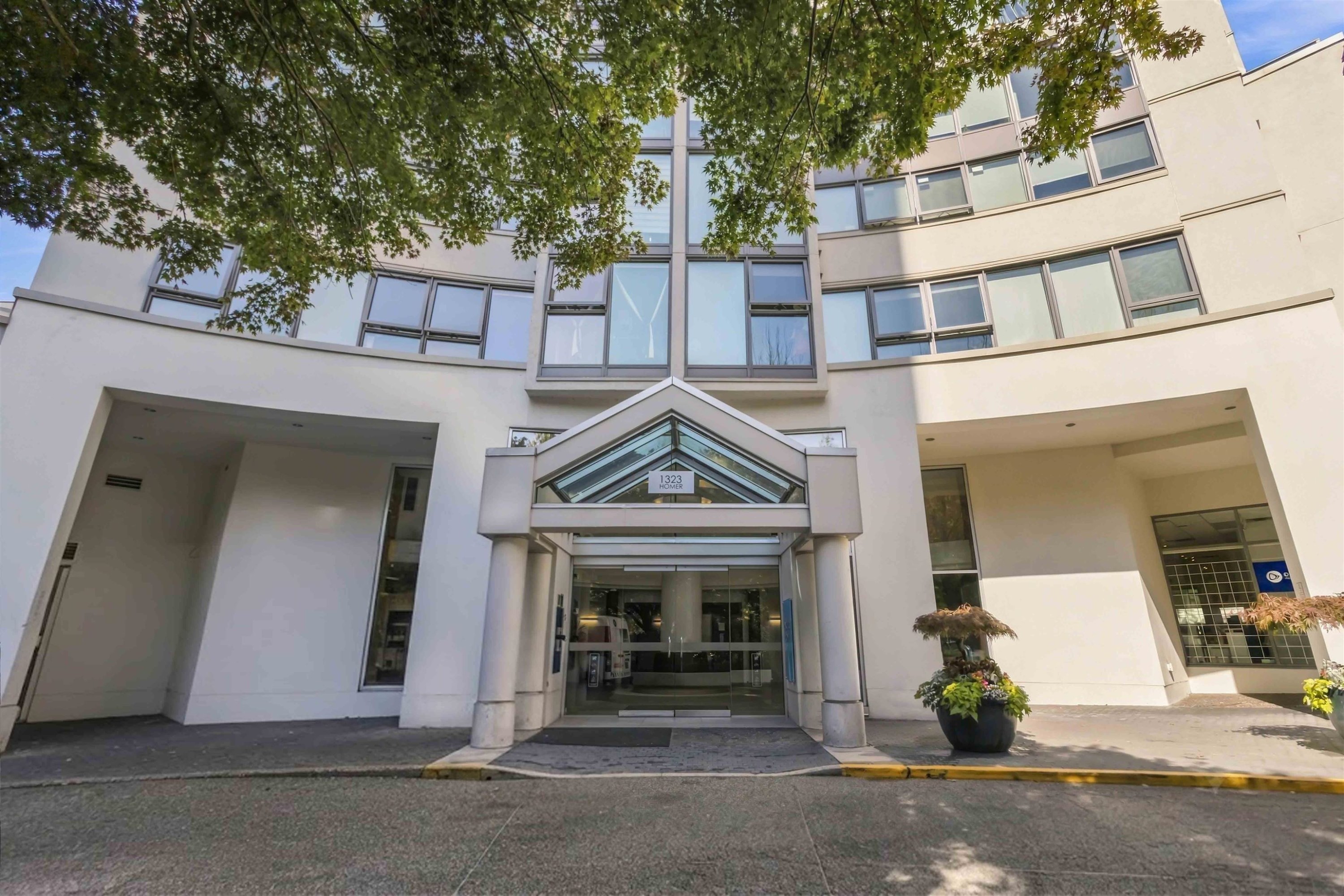 608-1323 Homer Street, Vancouver, BC