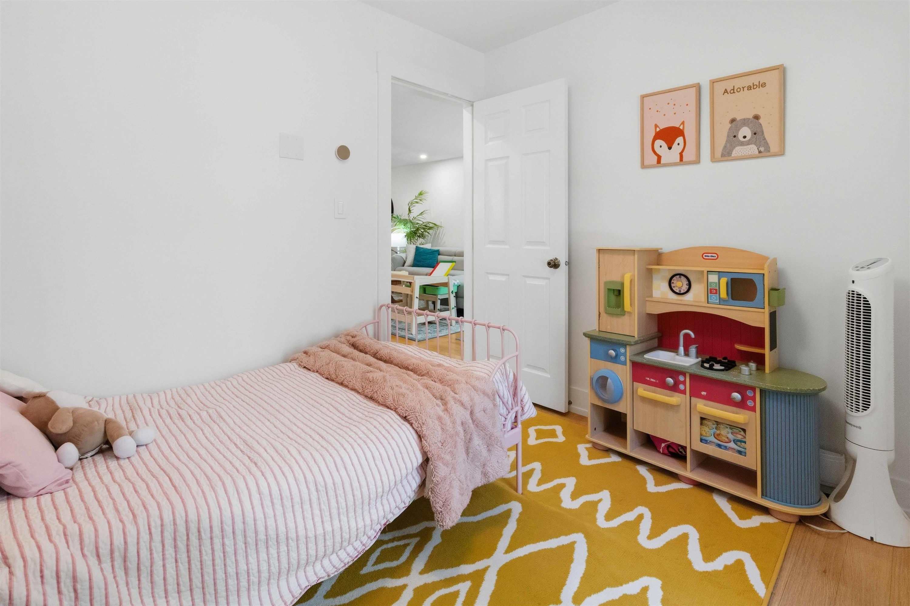 208-1422 3Rd Avenue E, Vancouver, BC
