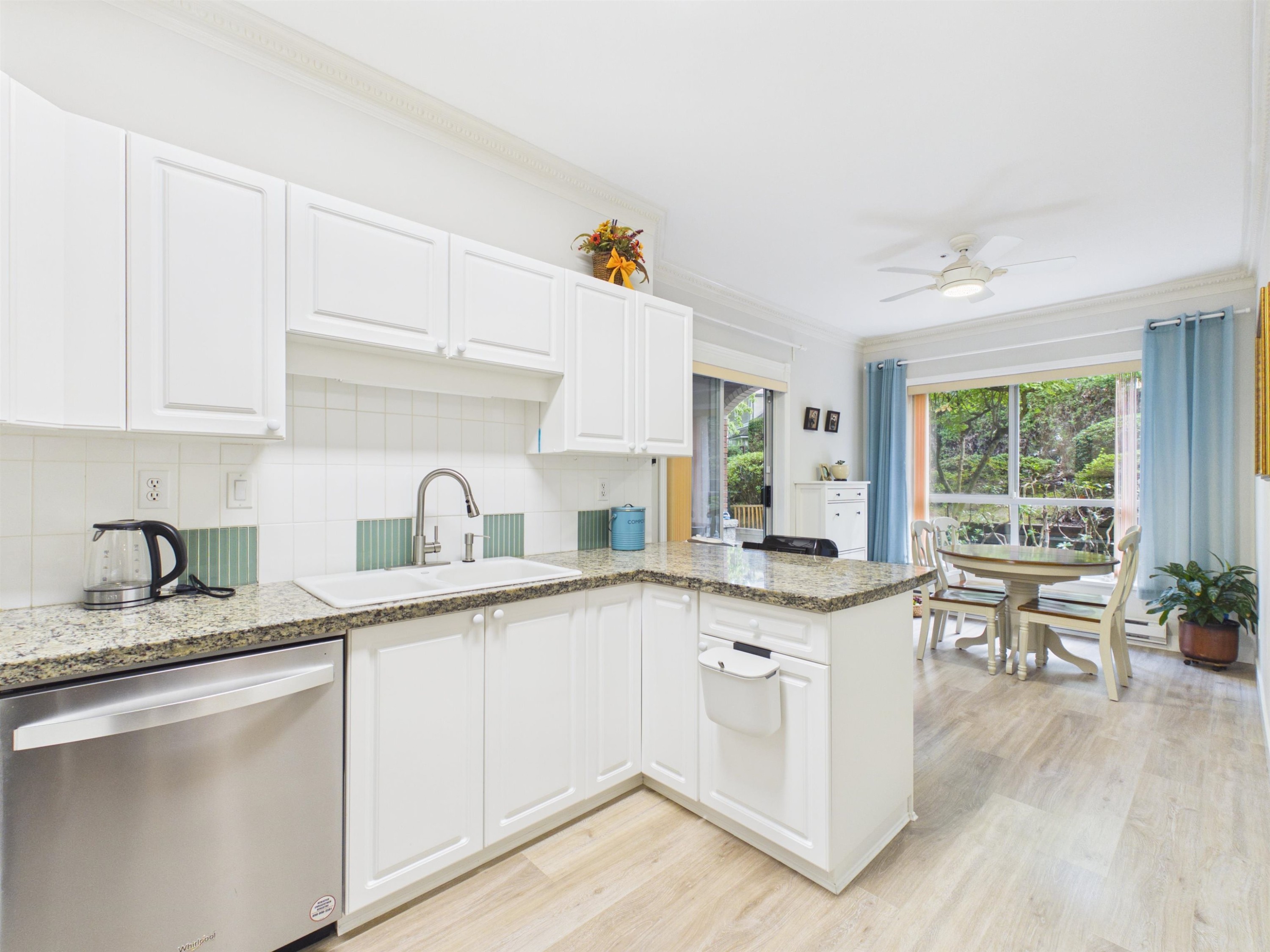414-5262 Oakmount Crescent, Burnaby, BC