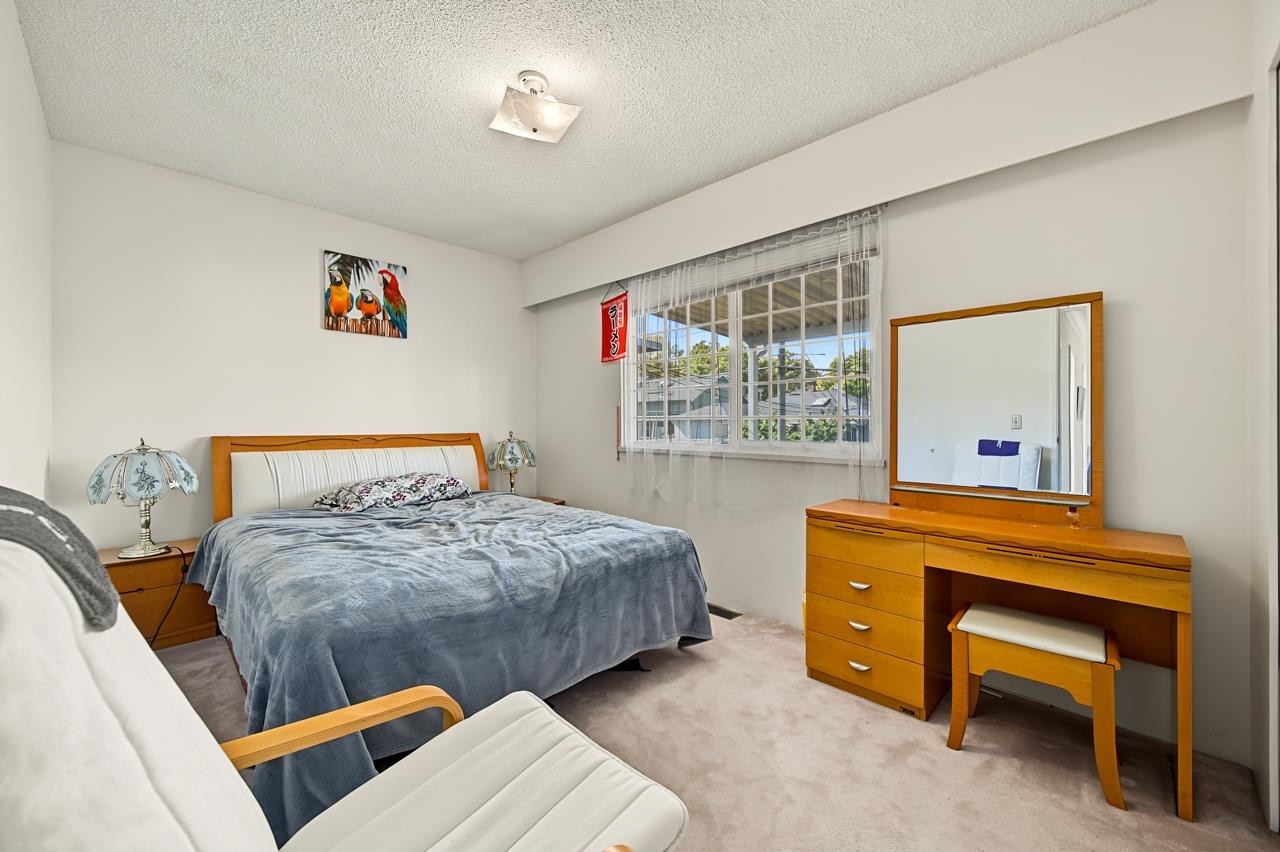 1090 35Th Avenue E, Vancouver, BC