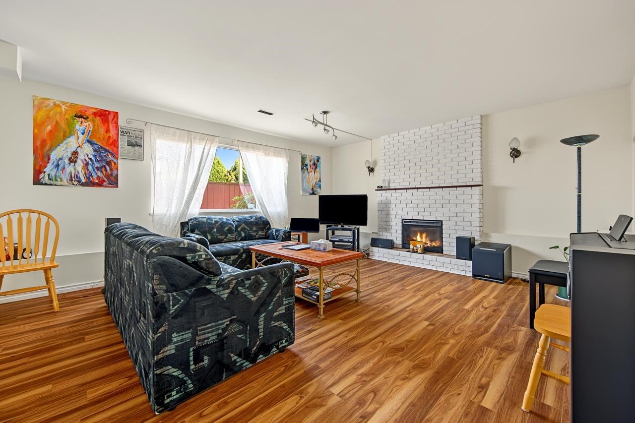 1090 35Th Avenue E, Vancouver, BC