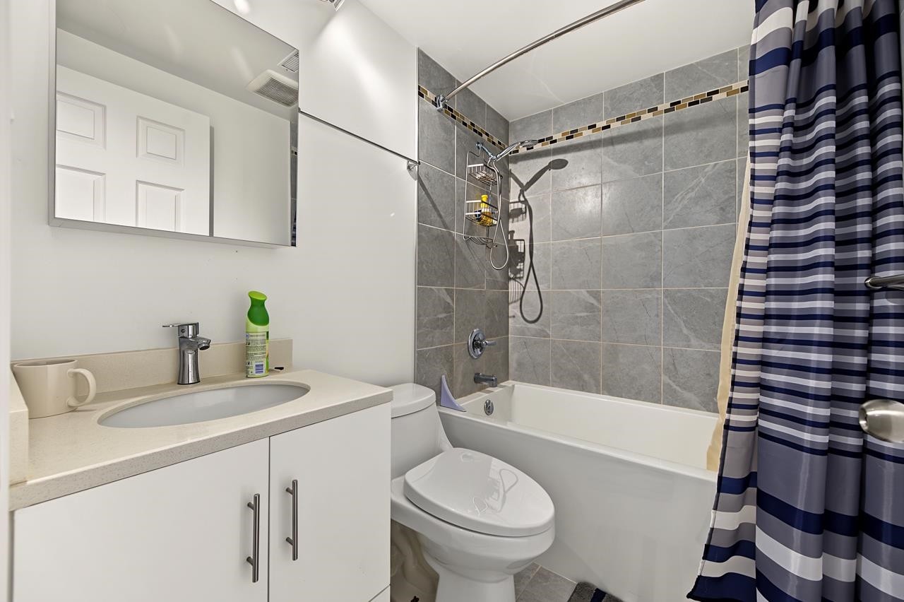 1090 35Th Avenue E, Vancouver, BC