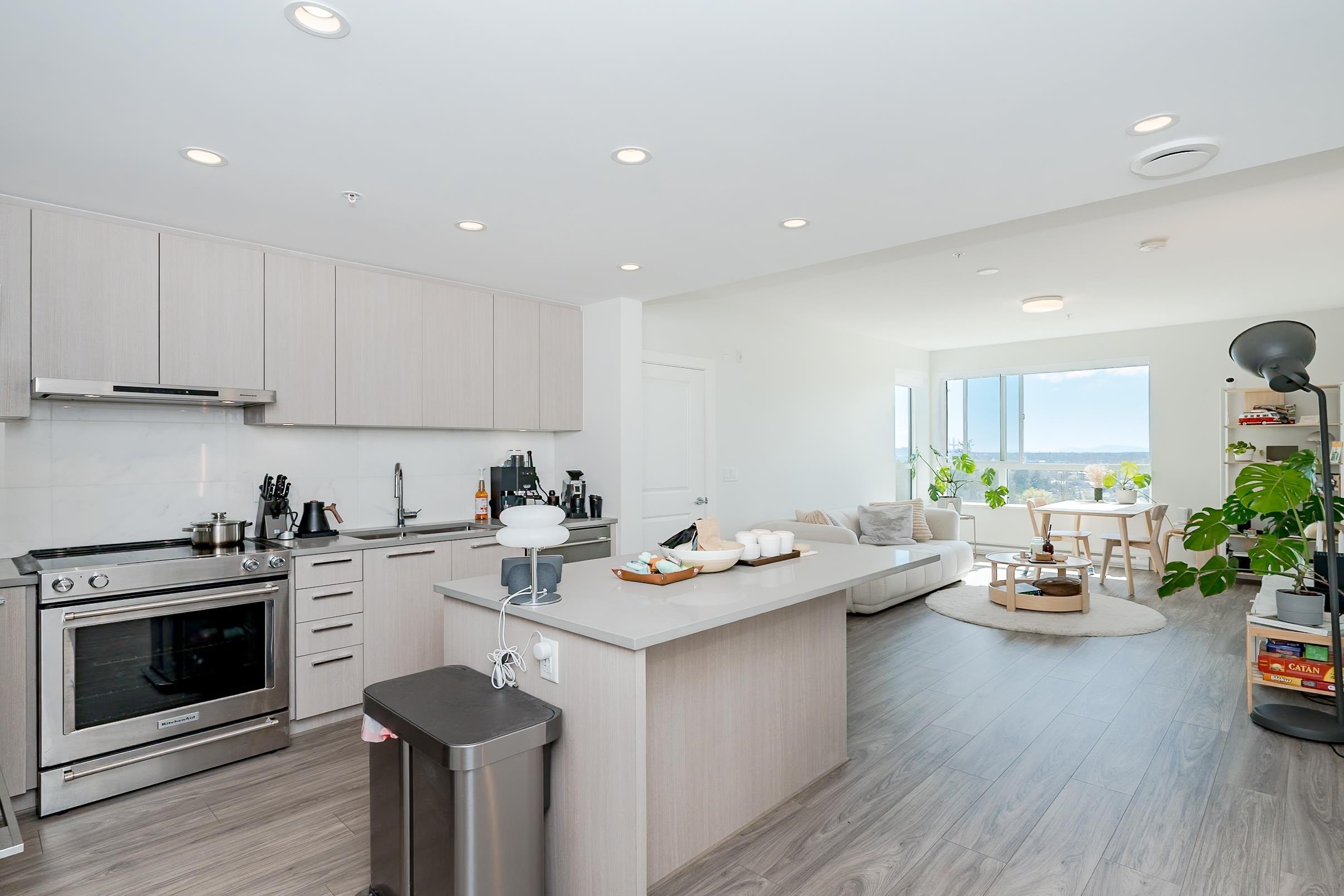 416-6438 Byrnepark Drive, Burnaby, BC