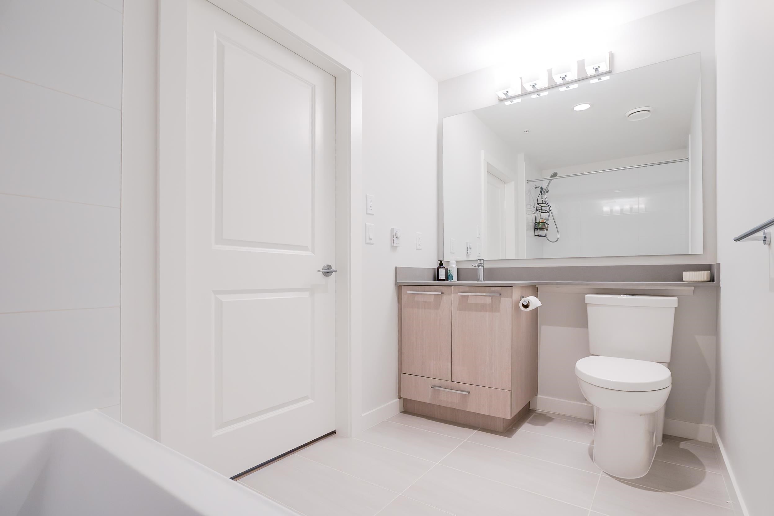 416-6438 Byrnepark Drive, Burnaby, BC