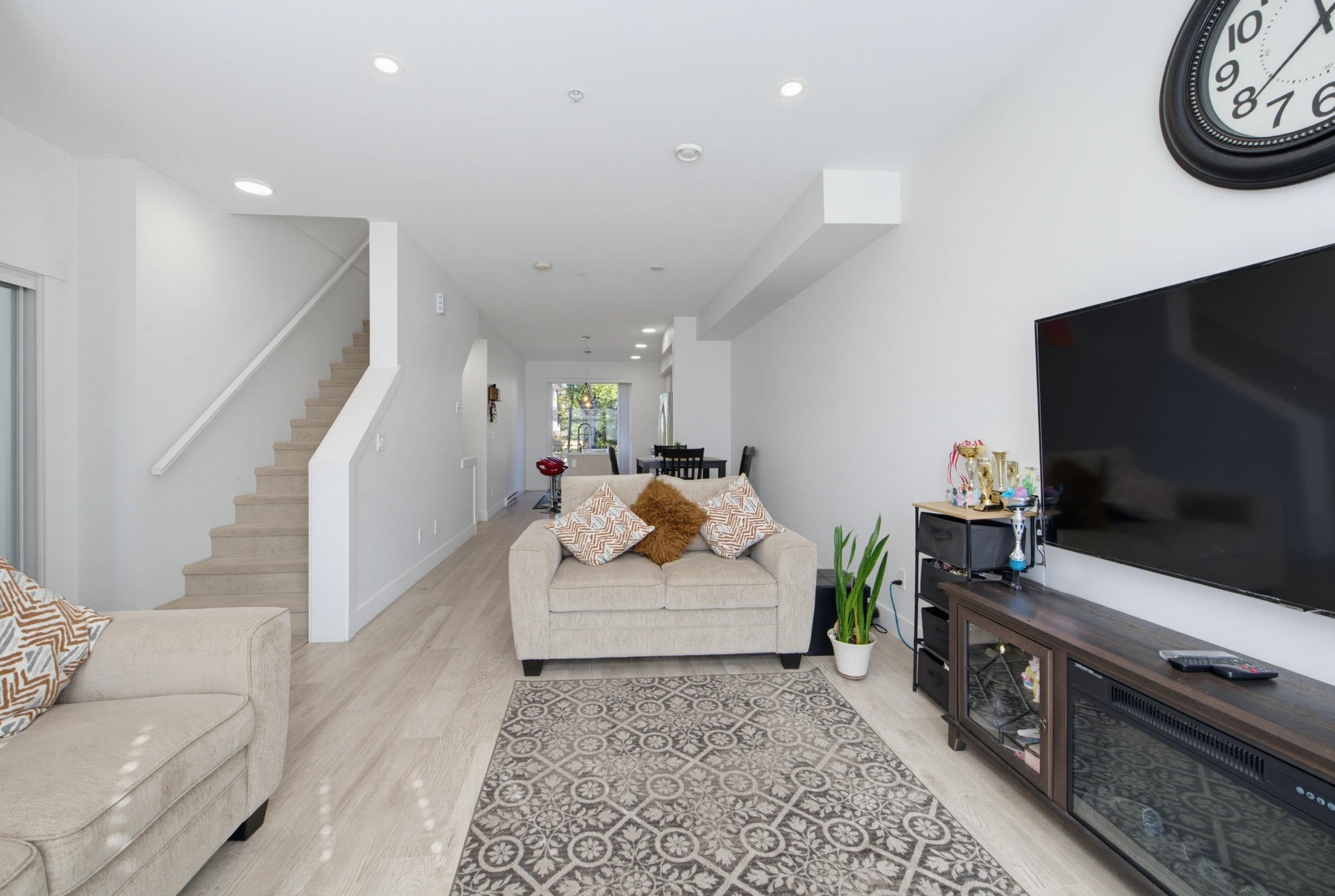 72-24108 104 Avenue, Maple Ridge, BC