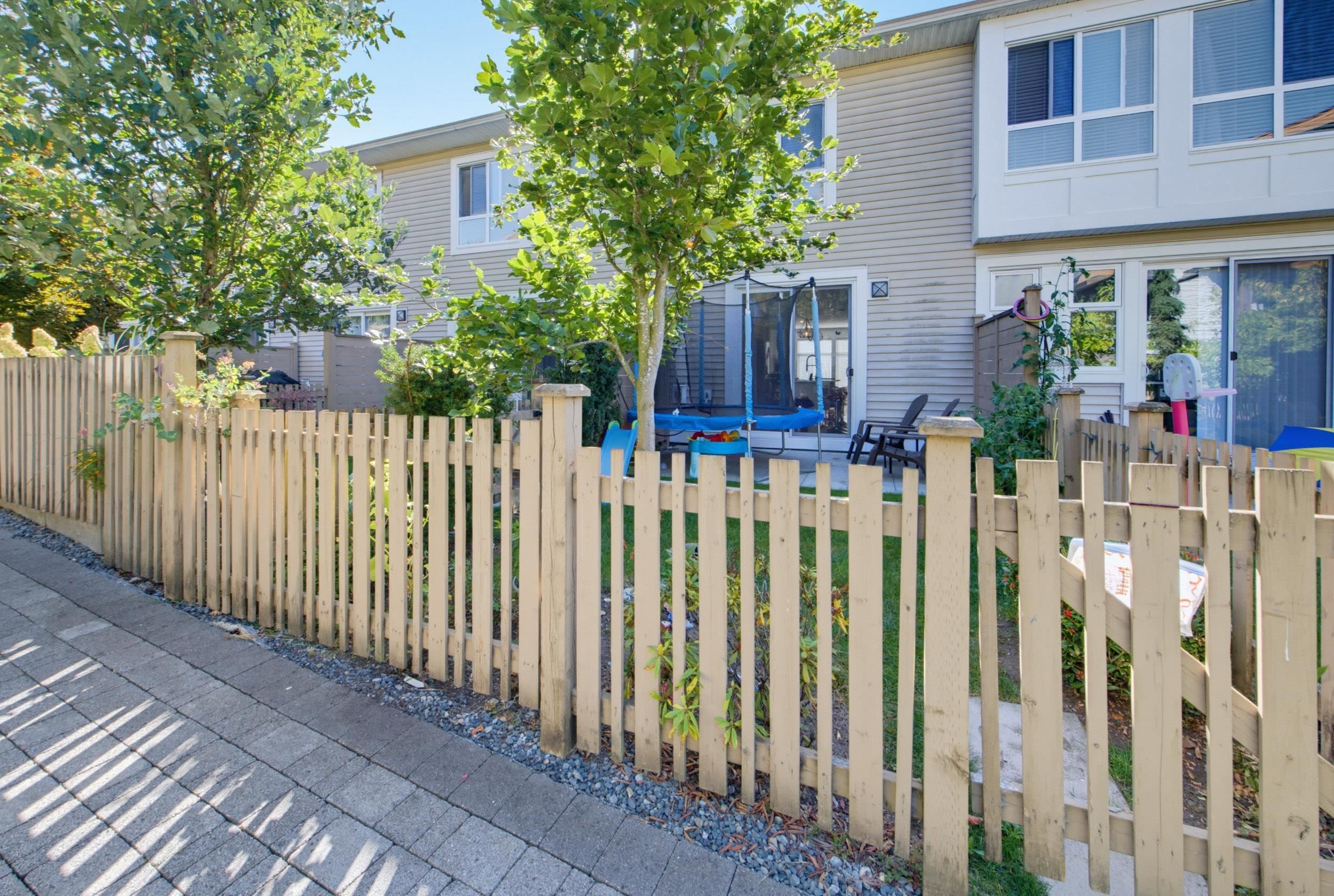 72-24108 104 Avenue, Maple Ridge, BC