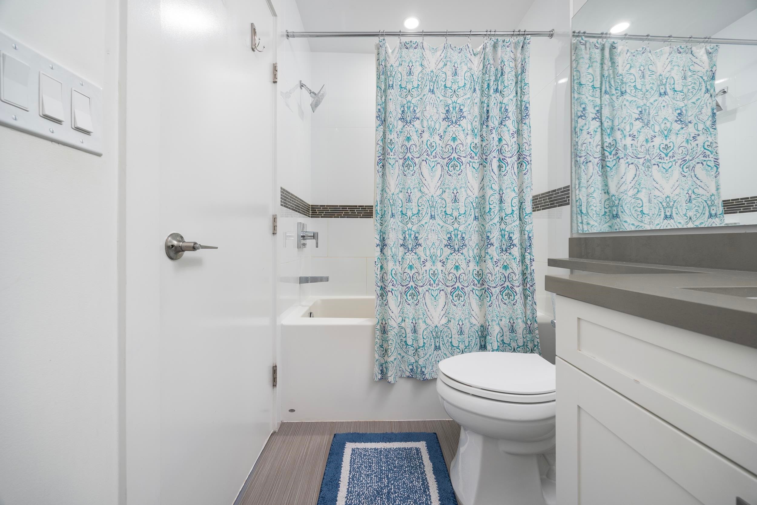 209-3399 Noel Drive, Burnaby, BC