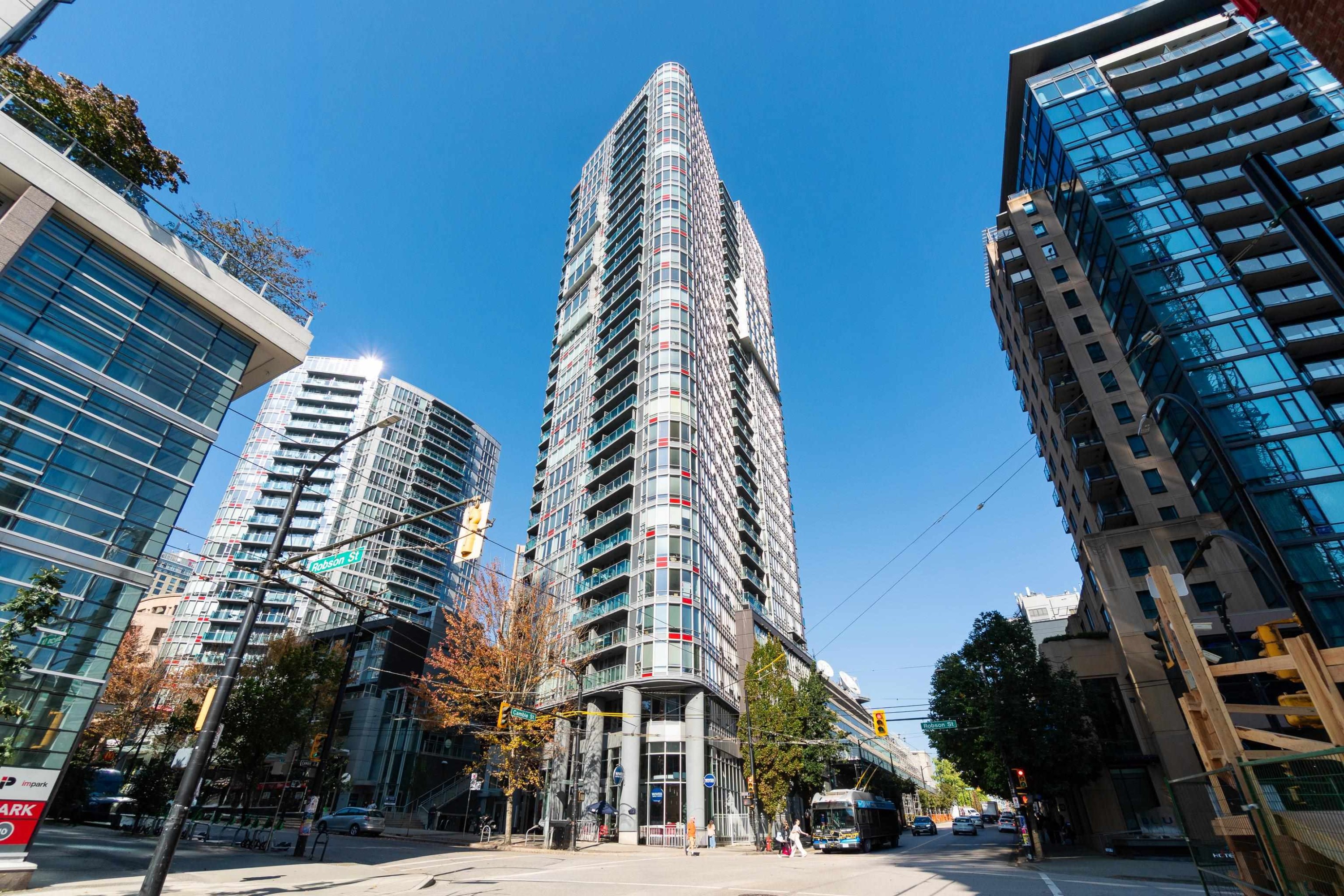 3301-233 Robson Street, Vancouver, BC