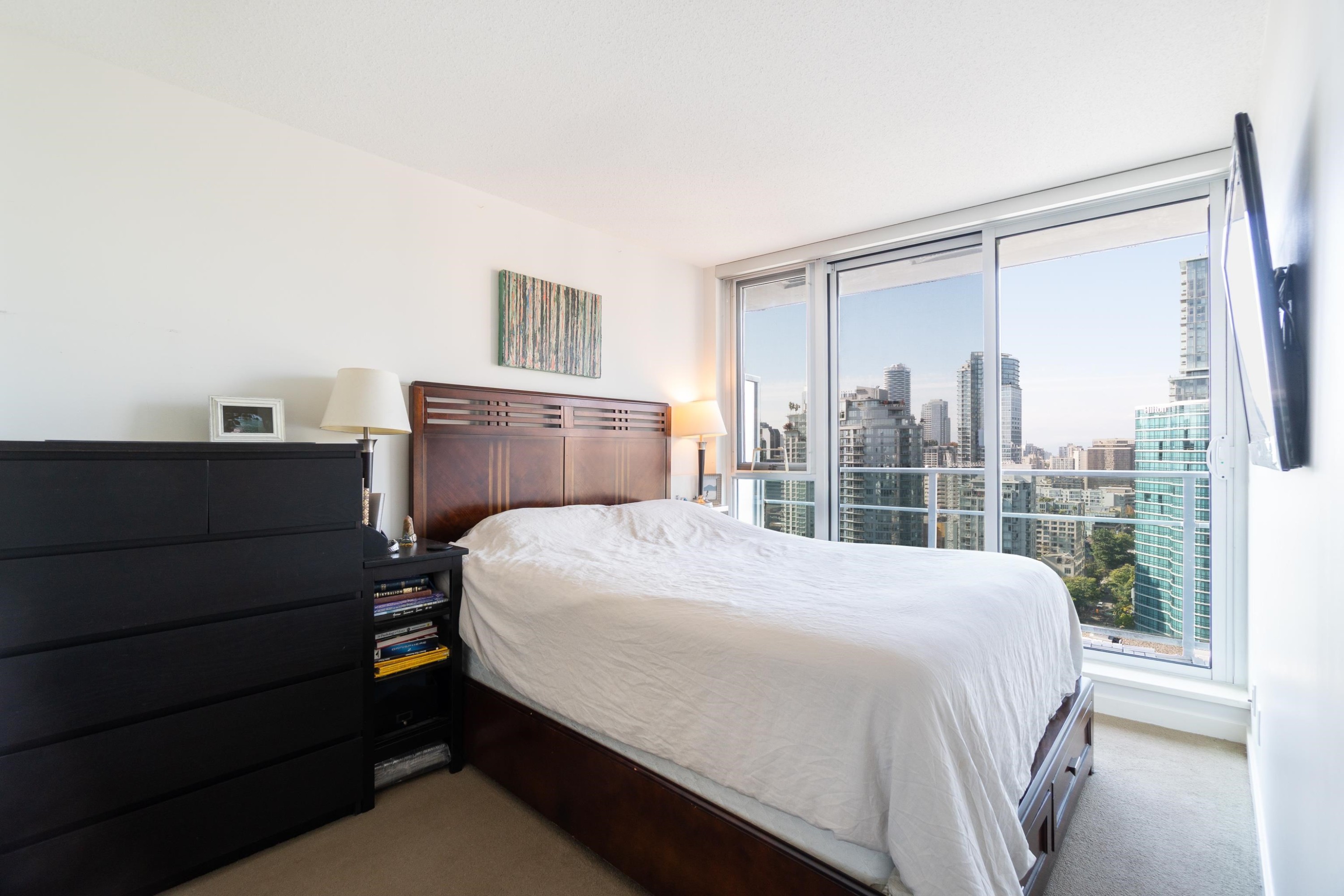 3301-233 Robson Street, Vancouver, BC