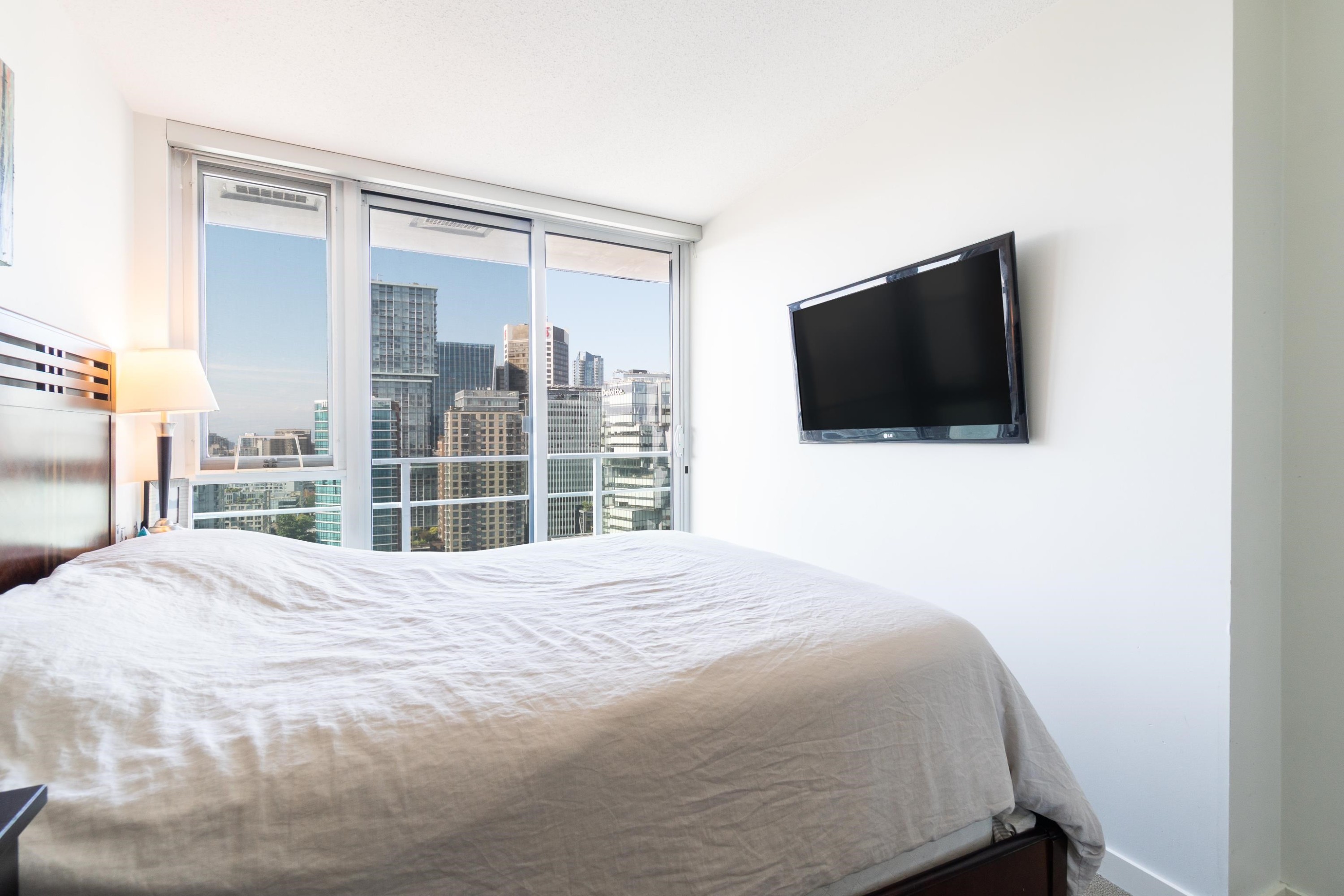 3301-233 Robson Street, Vancouver, BC