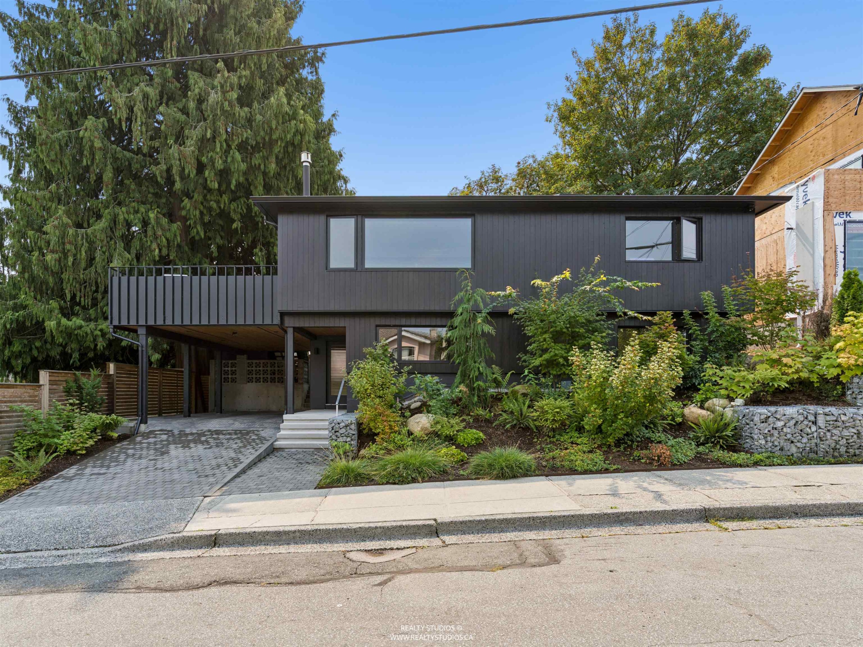 476 29Th Avenue E, Vancouver, BC