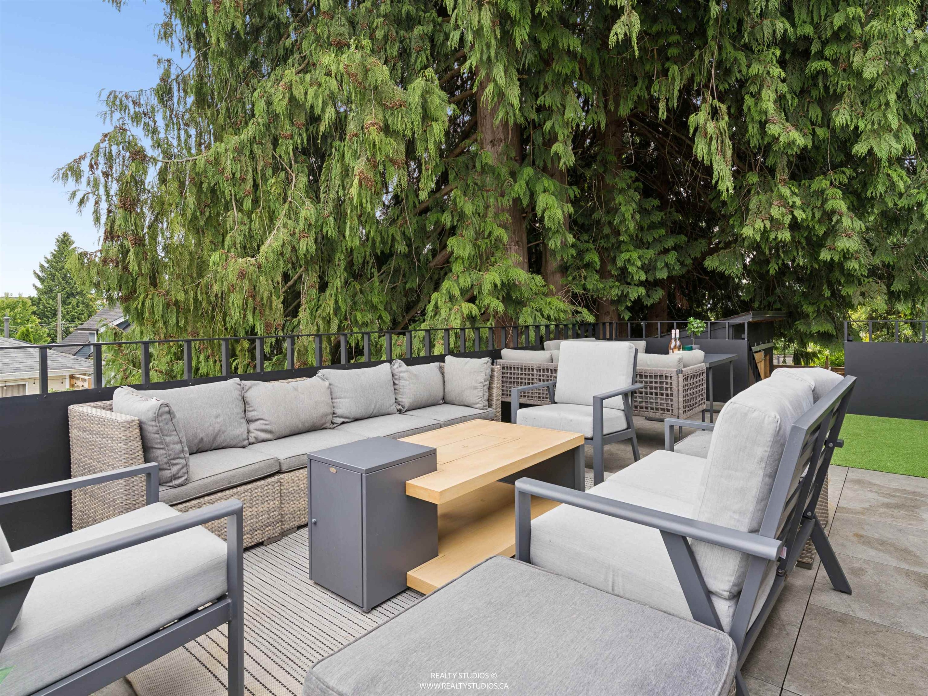 476 29Th Avenue E, Vancouver, BC
