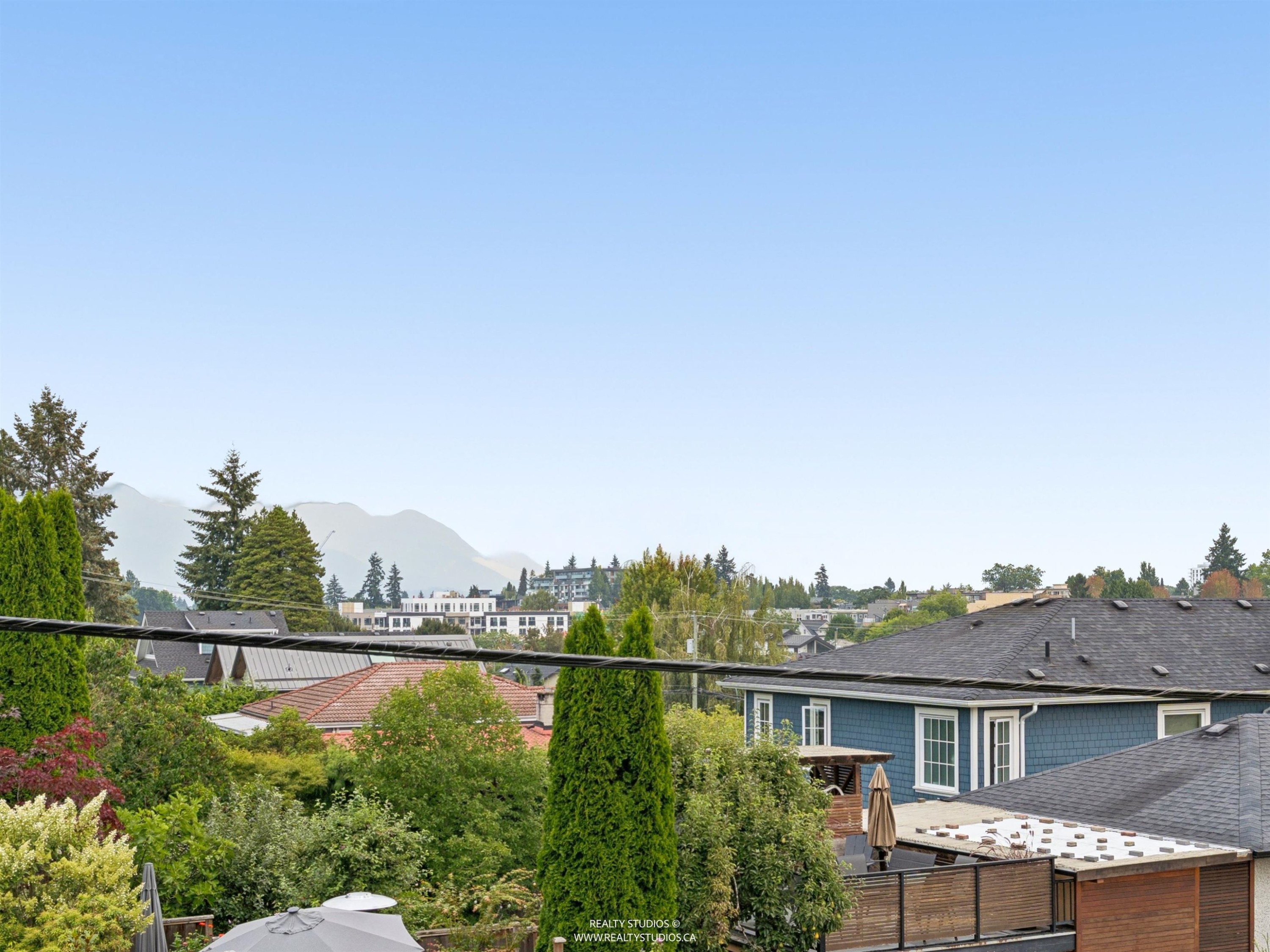 476 29Th Avenue E, Vancouver, BC