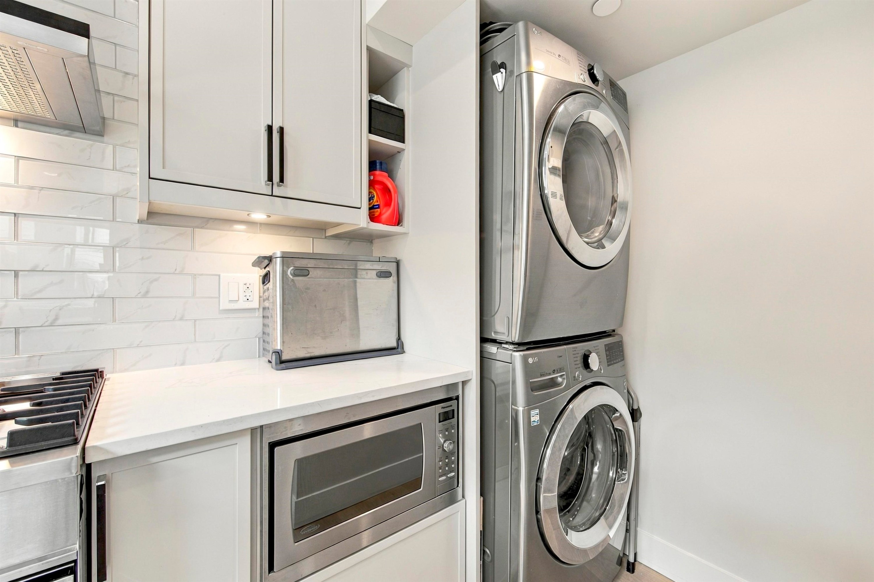 2178 Renfrew Street, Vancouver, BC