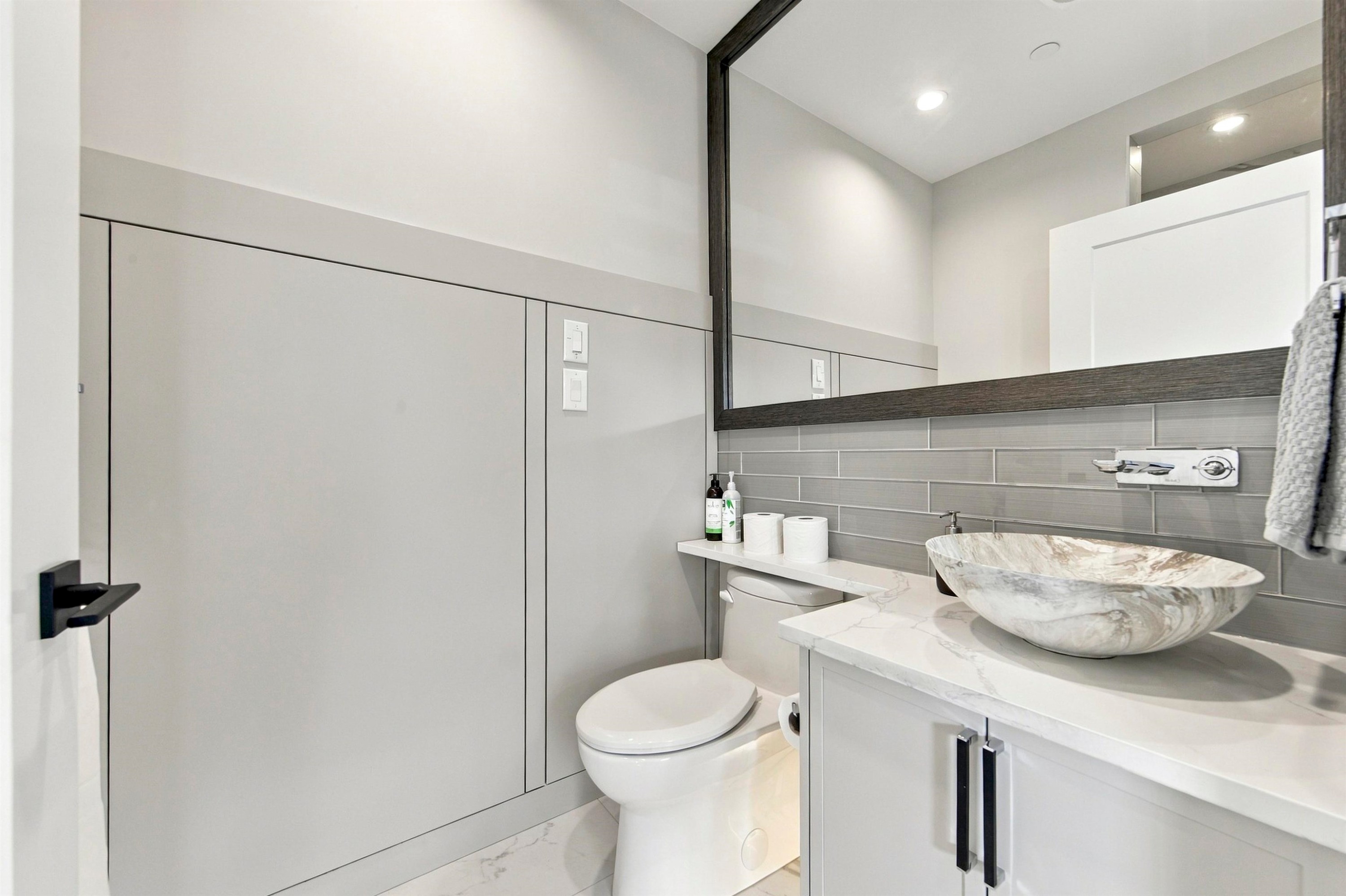 2178 Renfrew Street, Vancouver, BC