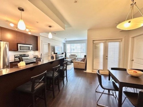 301-2343 Atkins Avenue  Port Coquitlam, BC V3C 1Y7