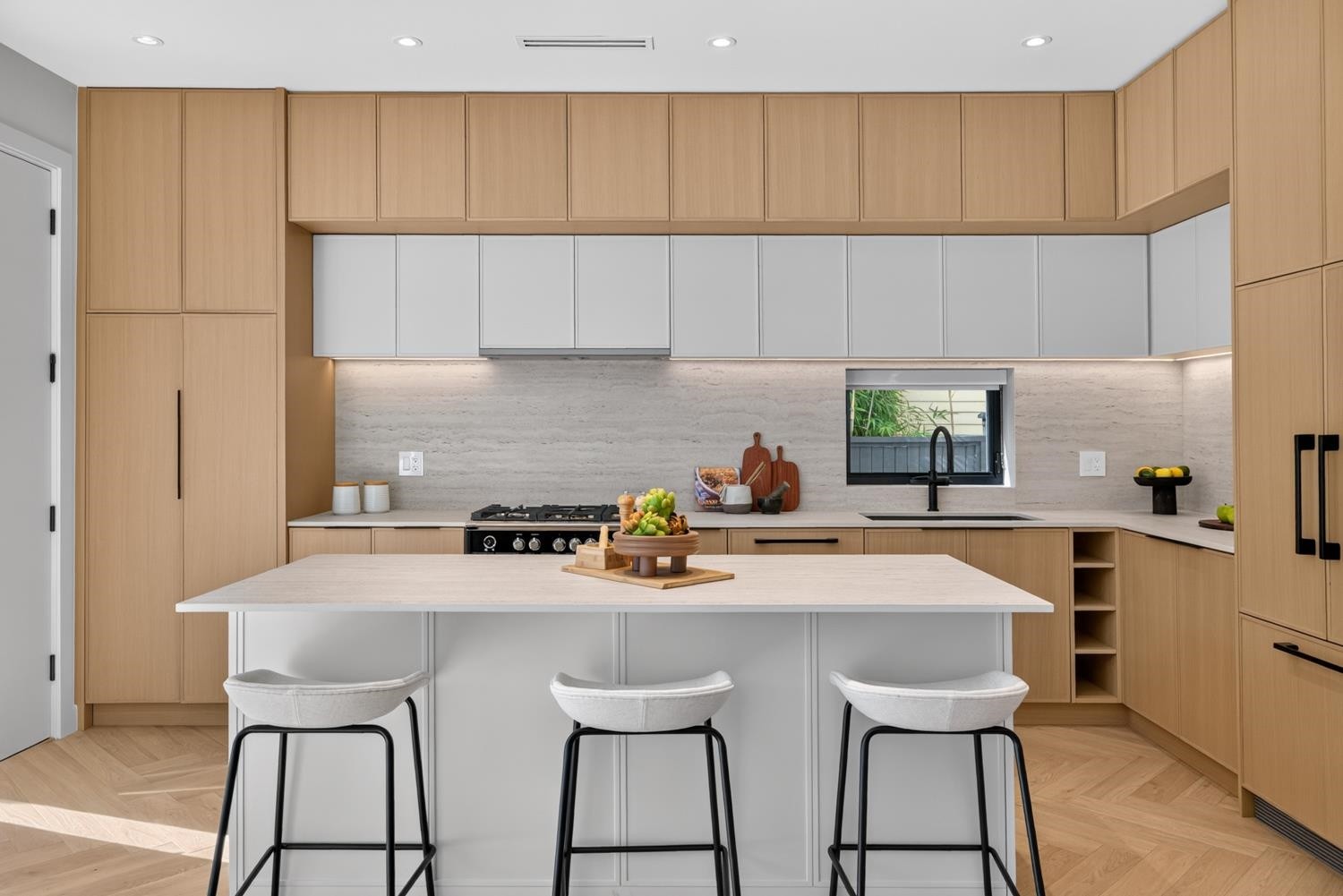 2-58 40Th Avenue E, Vancouver, BC