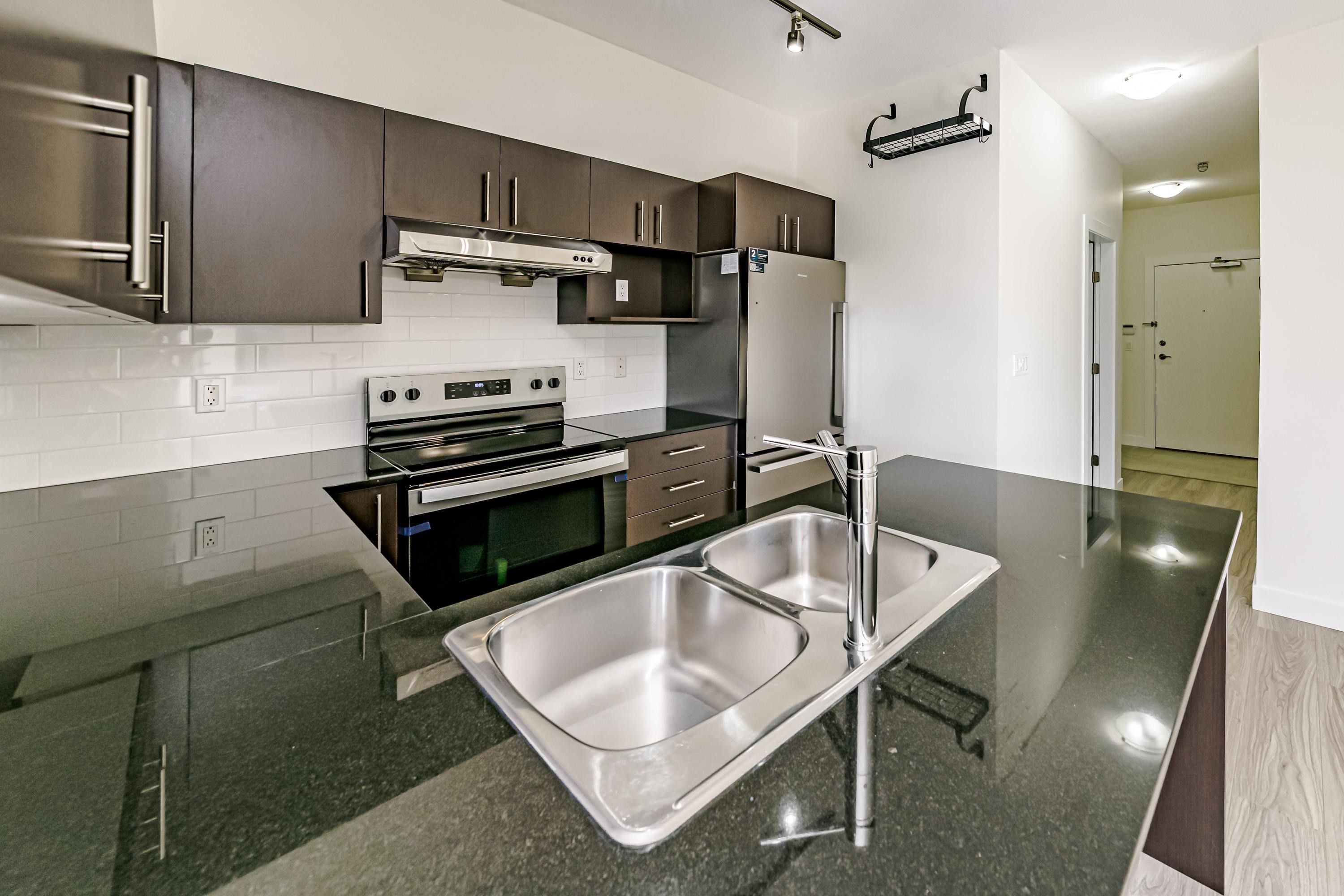 107-1633 Mackay Avenue, North Vancouver, BC