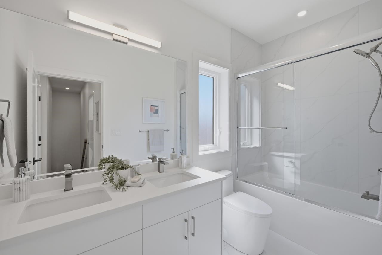 3016 19Th Avenue E, Vancouver, BC