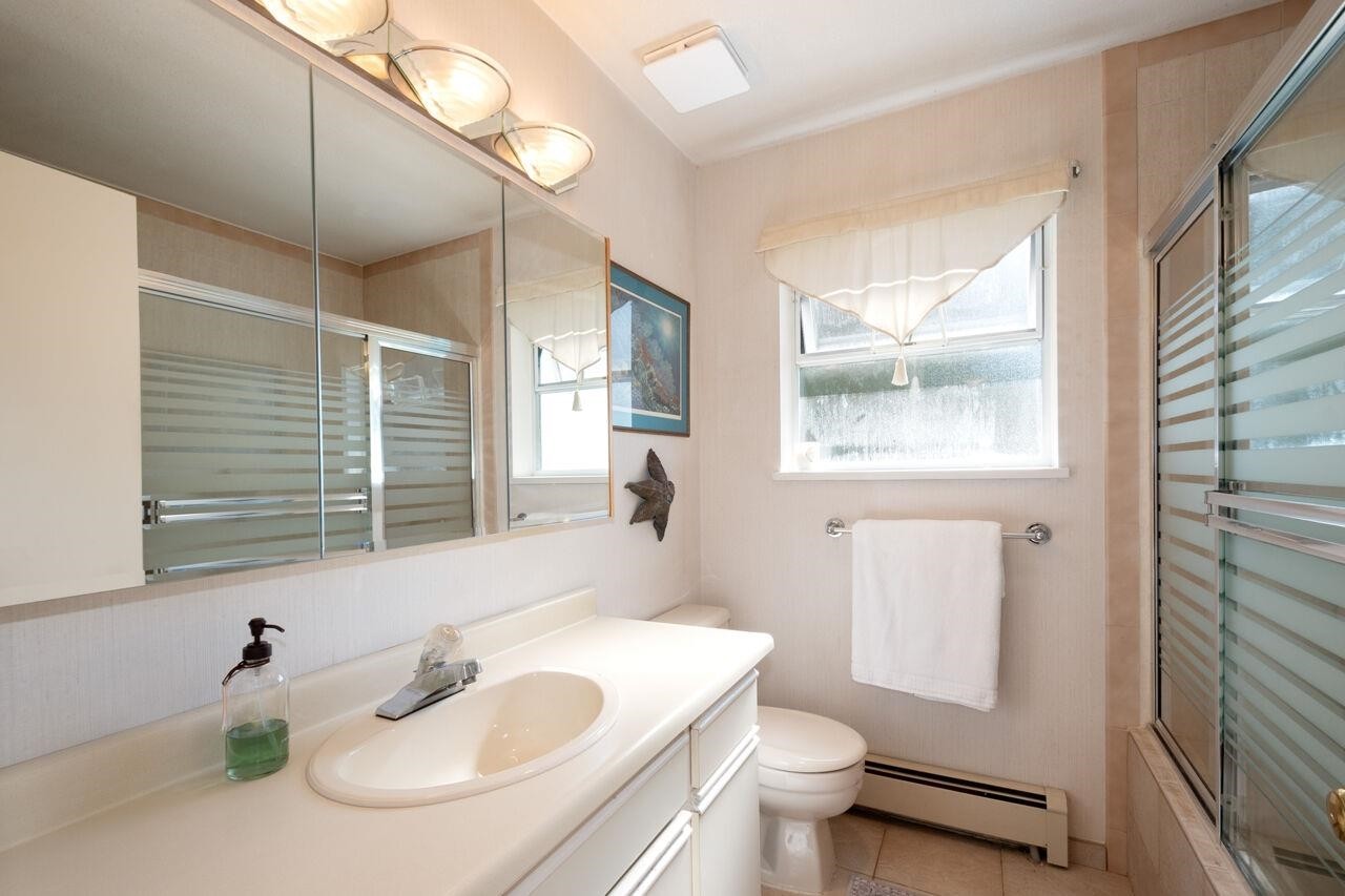 25 Tidewater Way, Lions Bay, BC