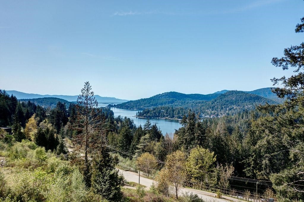 5280 Cecil Hill Road, Madeira Park, BC