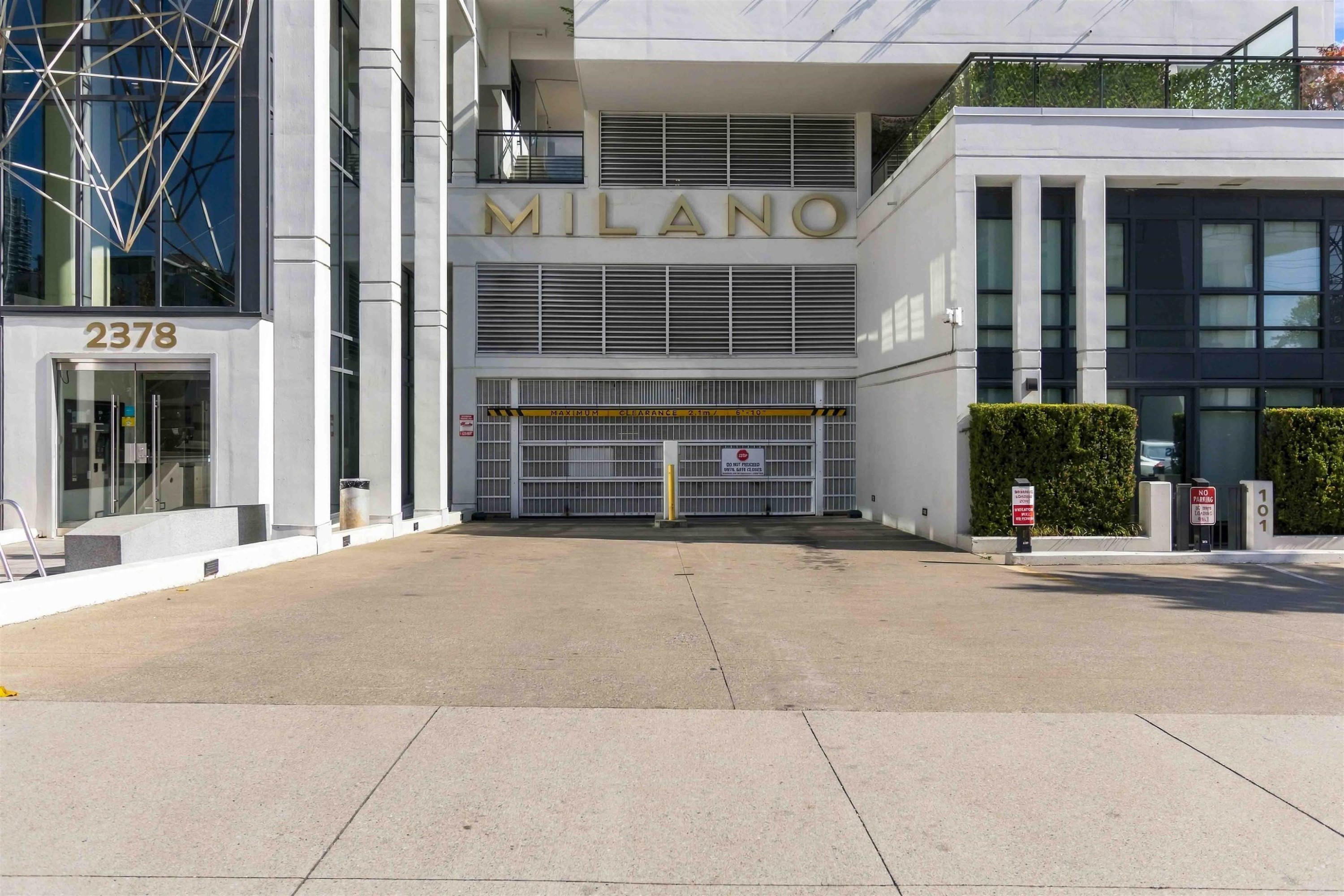 703-2378 Alpha Avenue, Burnaby, BC