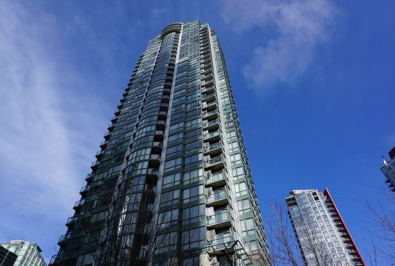 607-1239 Georgia Street W, Vancouver, BC