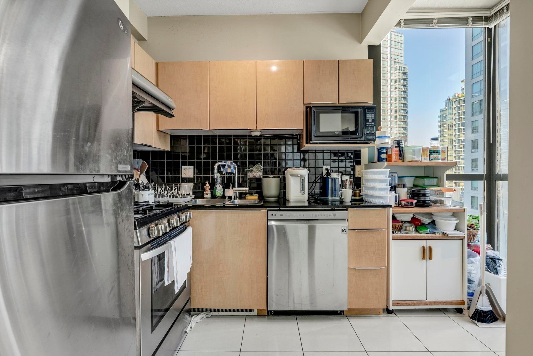 607-1239 Georgia Street W, Vancouver, BC