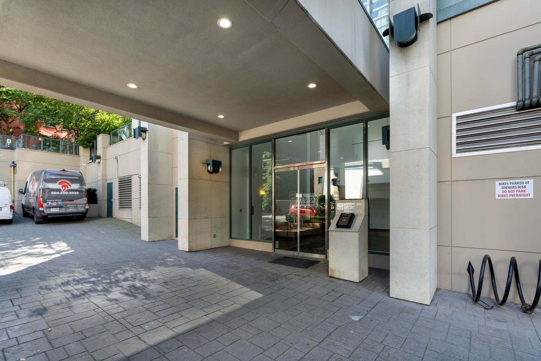607-1239 Georgia Street W, Vancouver, BC