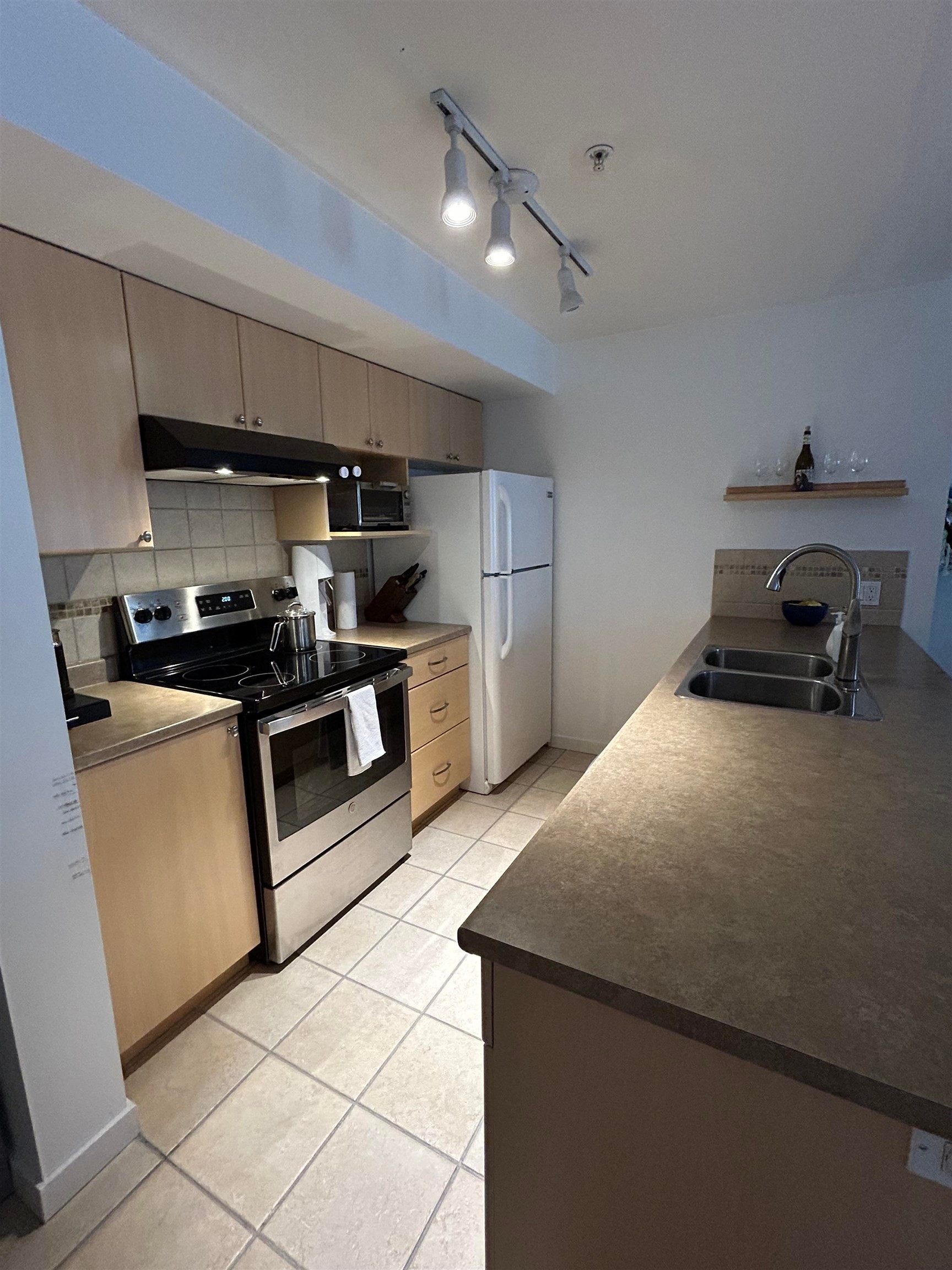 210-2891 Hastings Street E, Vancouver, BC