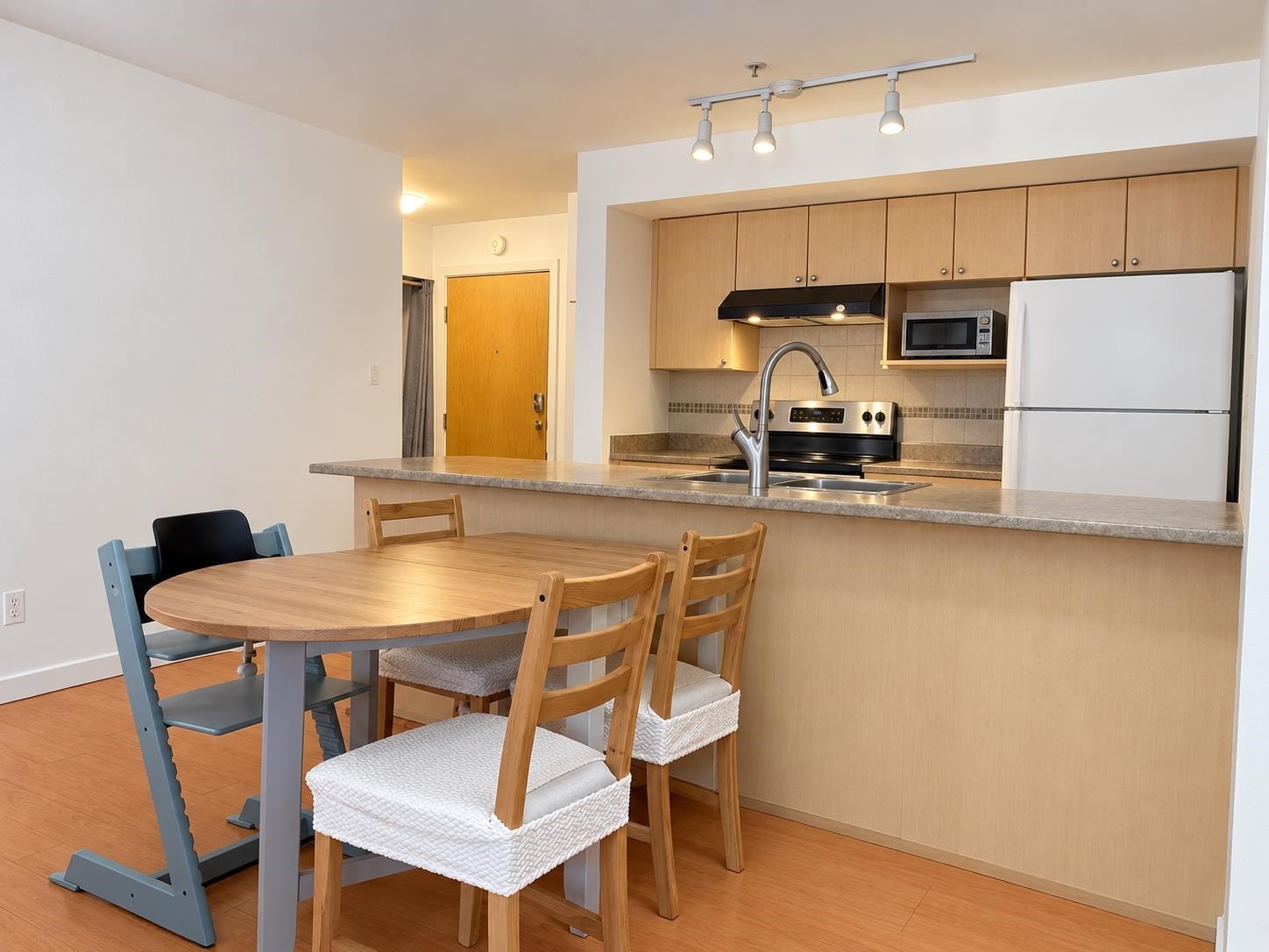 210-2891 Hastings Street E, Vancouver, BC