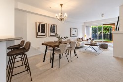 109-300 Klahanie Drive Port Moody, BC V3H 5K8
