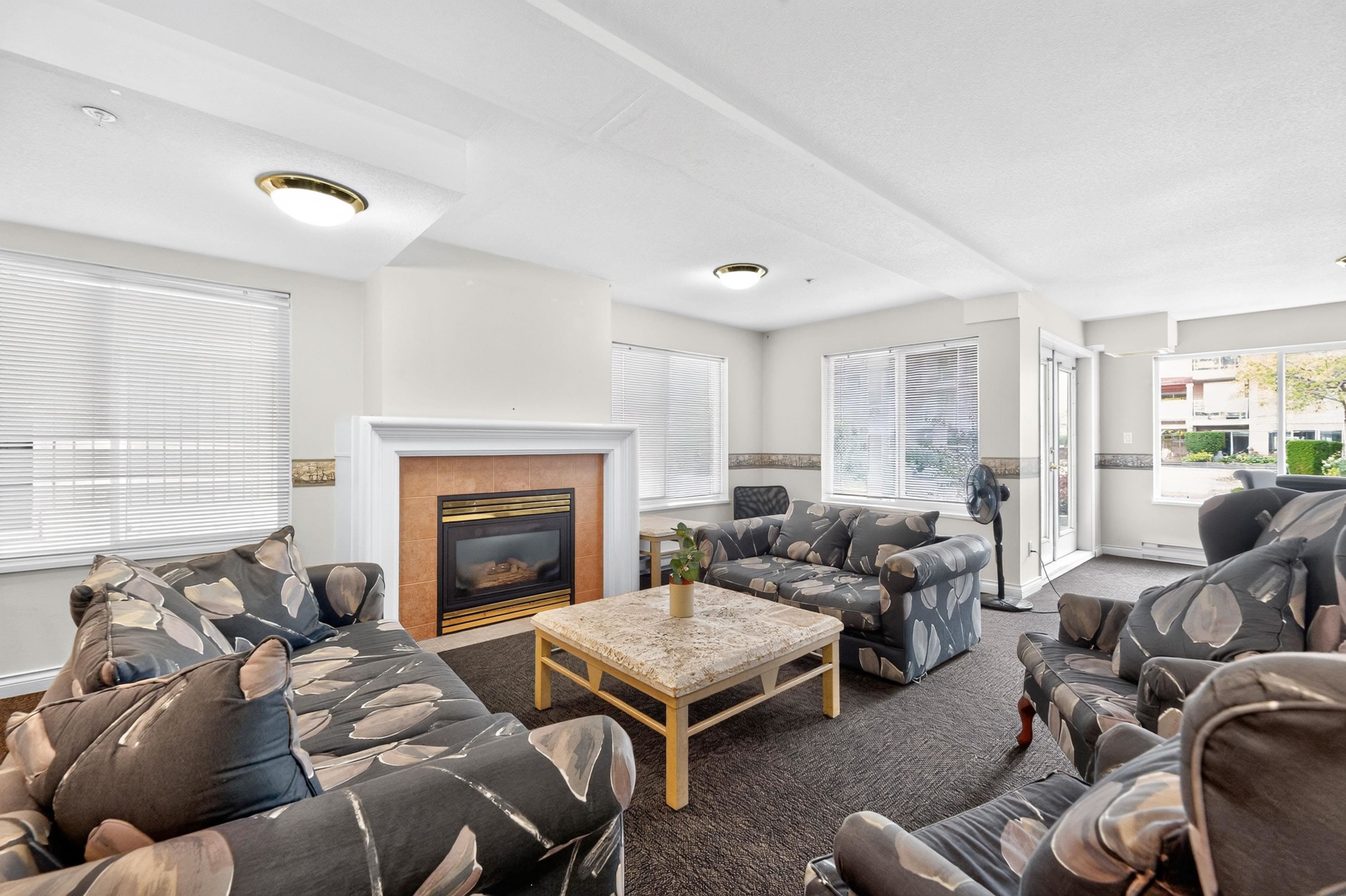 251-5880 Dover Crescent, Richmond, BC