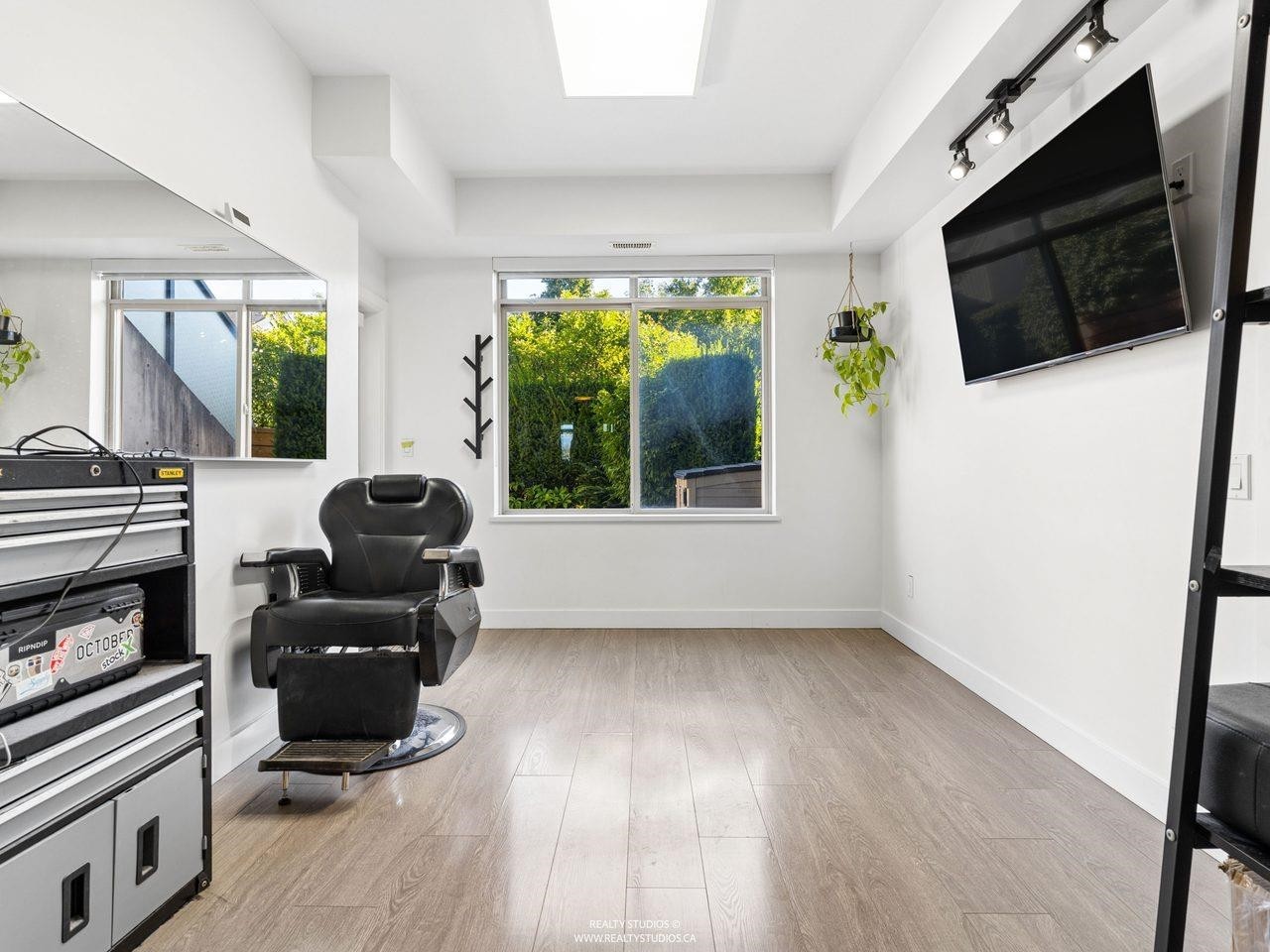 24-10133 River Drive, Richmond, BC