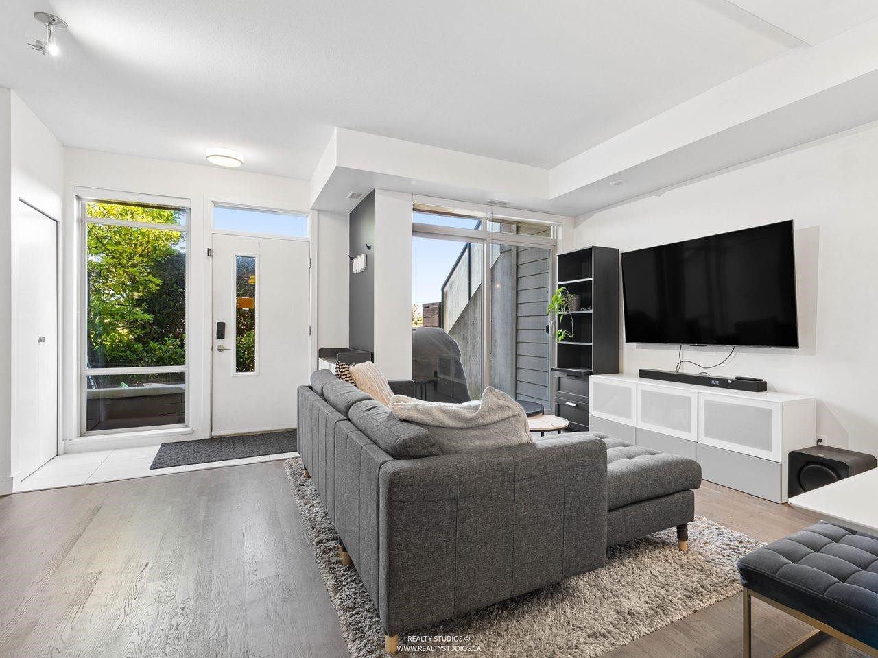 24-10133 River Drive, Richmond, BC