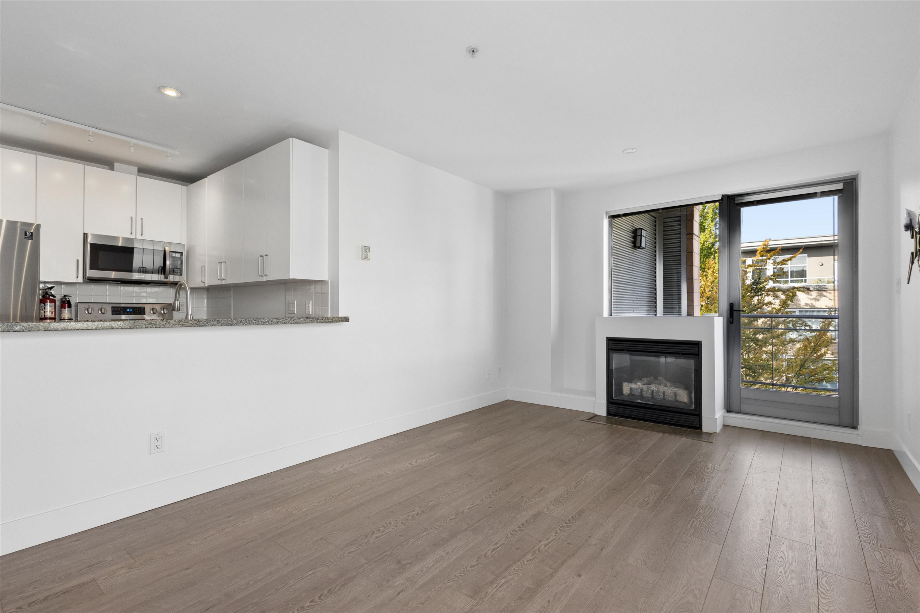 307-2680 Arbutus Street, Vancouver, BC