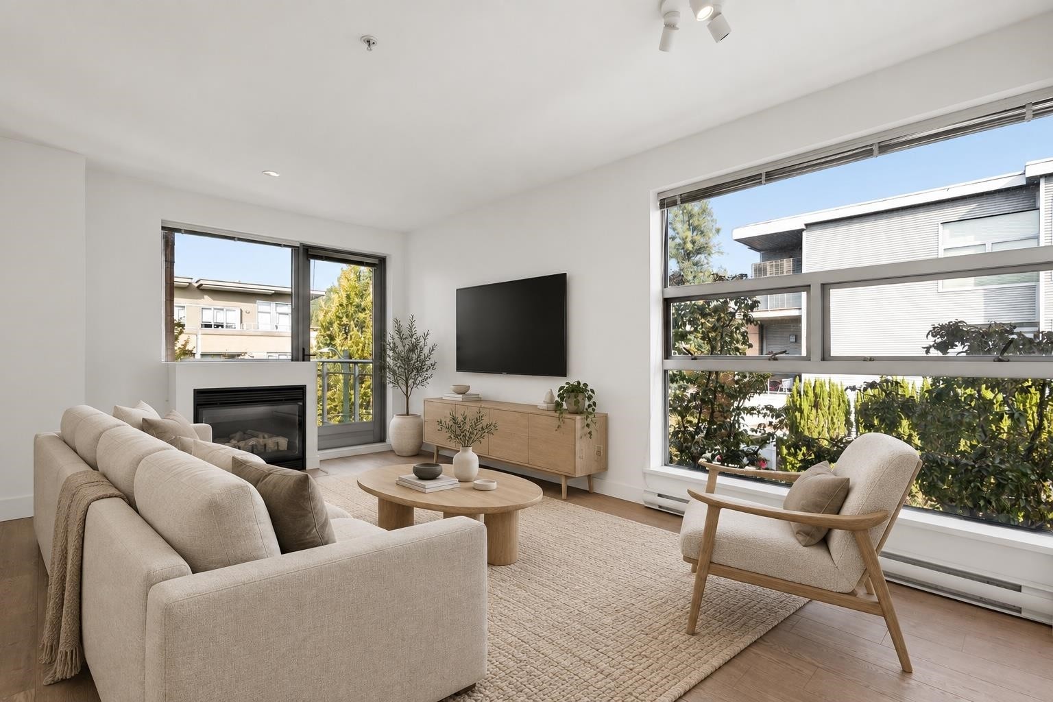 307-2680 Arbutus Street, Vancouver, BC
