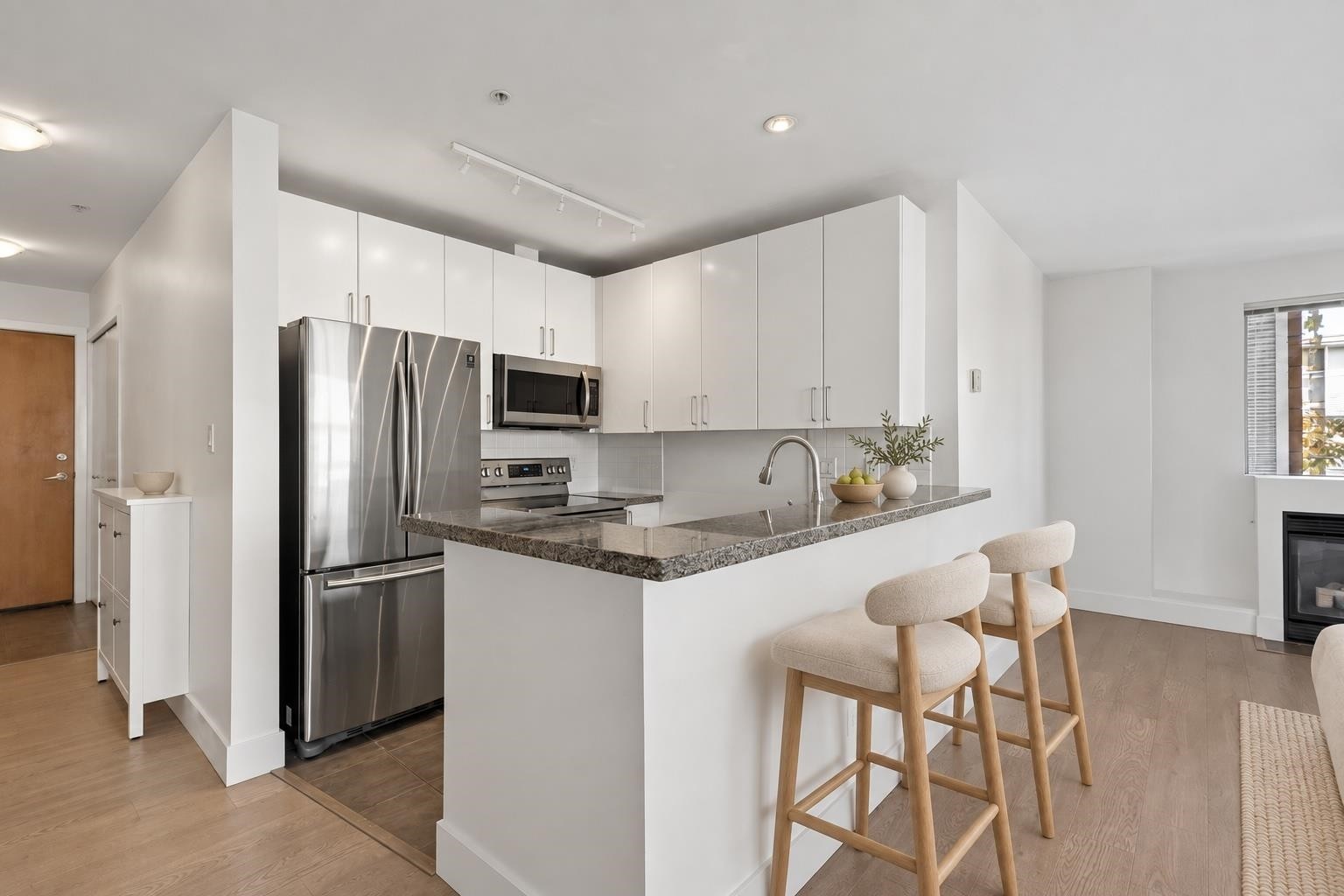 307-2680 Arbutus Street, Vancouver, BC