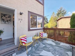 5-310 Highland Way Port Moody, BC V3H 3V7