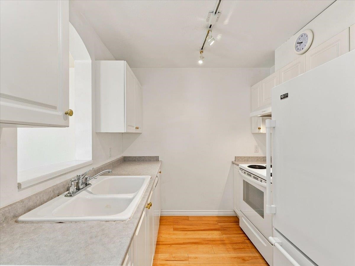 207-3638 Rae Avenue, Vancouver, BC