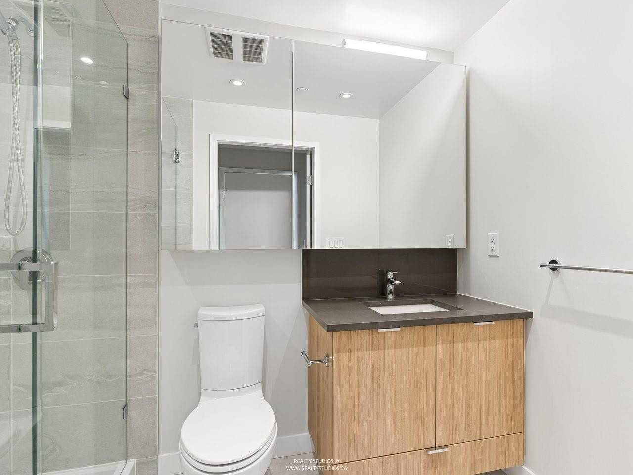 1401-3430 Kent Avenue E, Vancouver, BC