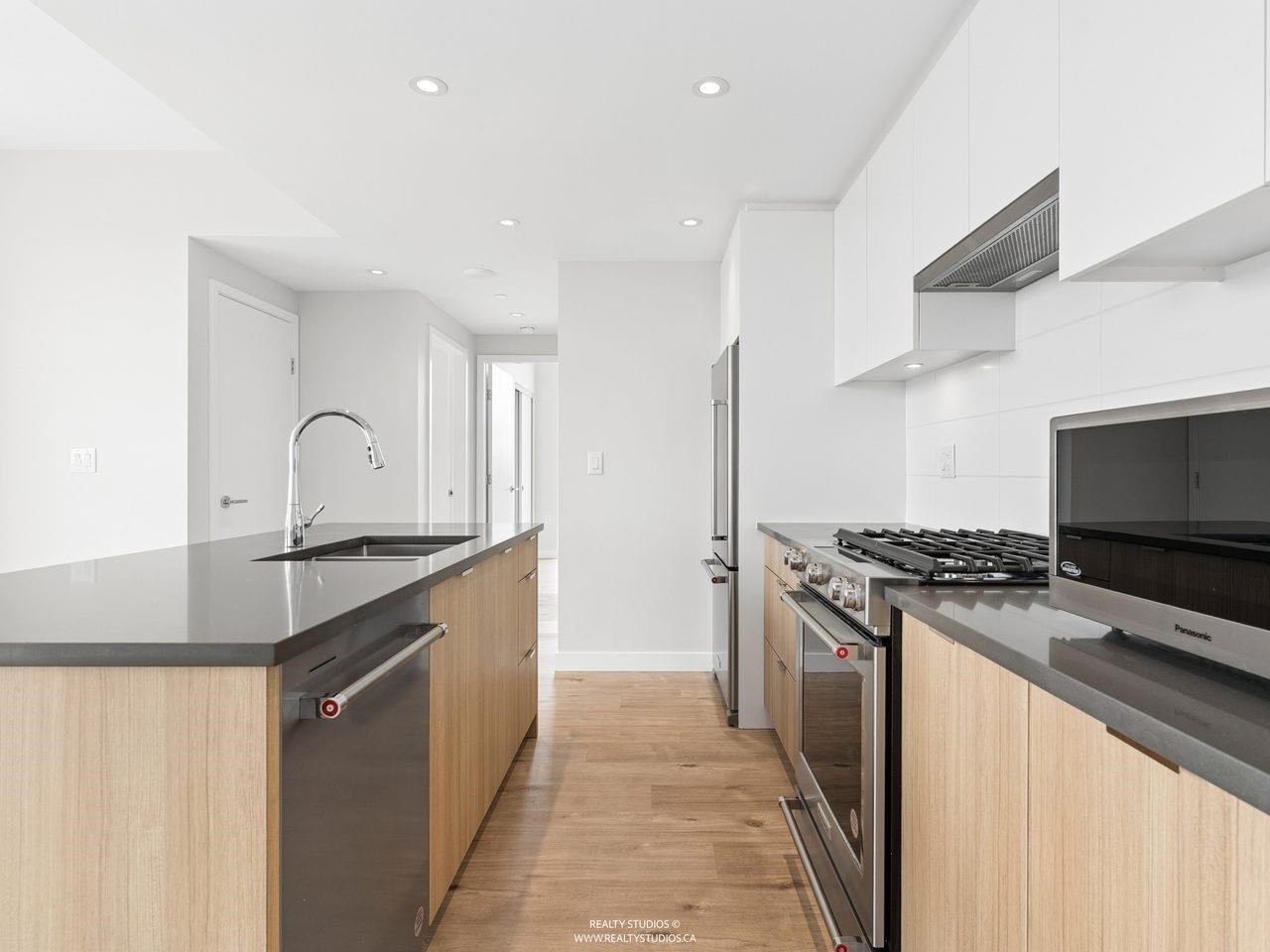 1401-3430 Kent Avenue E, Vancouver, BC