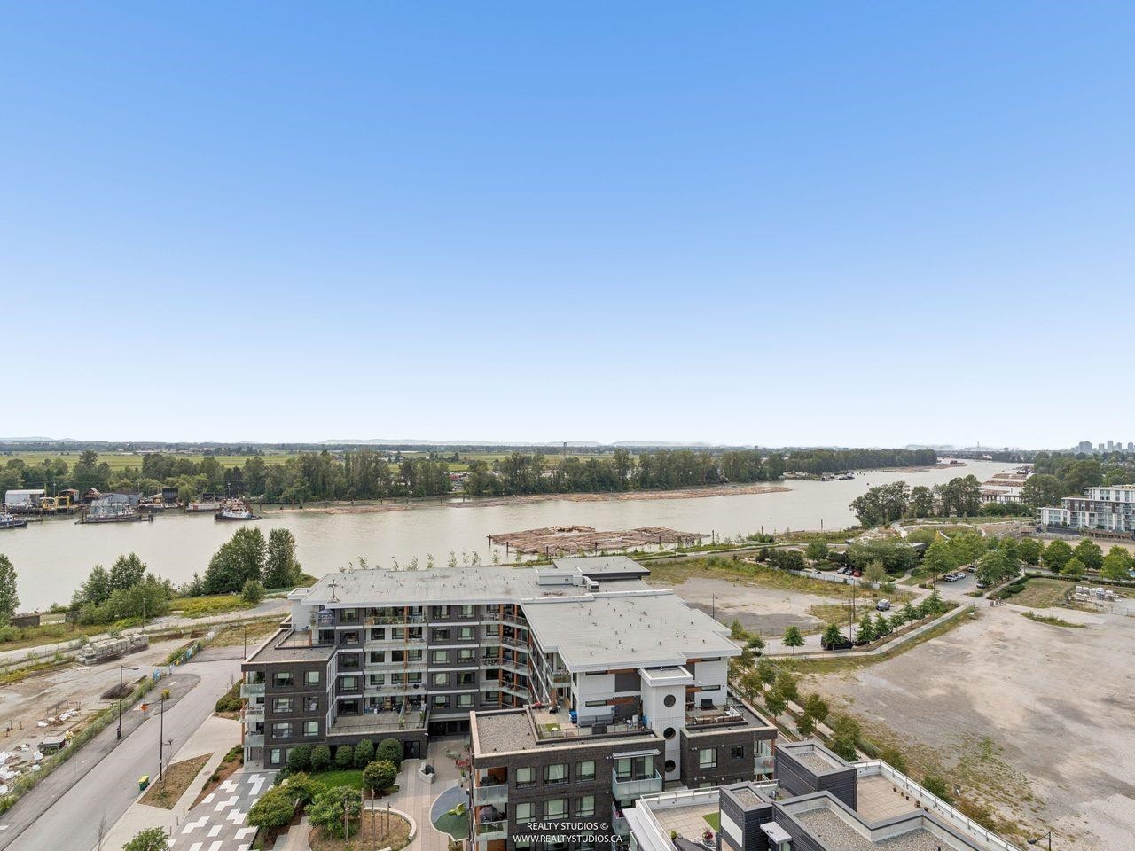 1401-3430 Kent Avenue E, Vancouver, BC