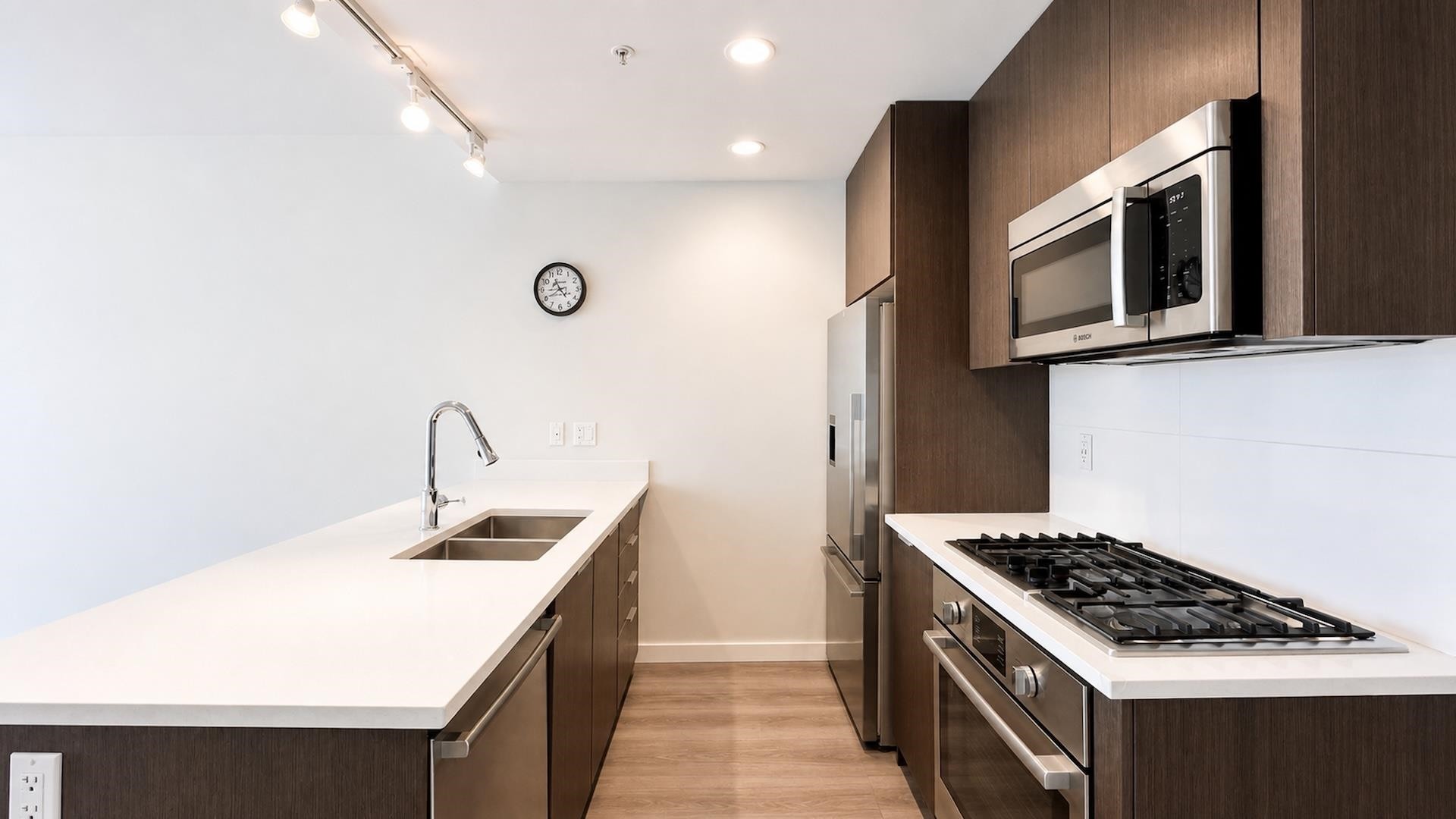 706-3333 Sexsmith Road, Richmond, BC