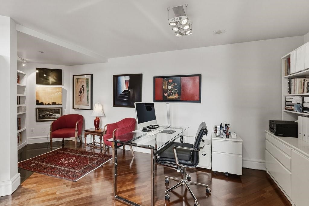 401-988 Richards Street, Vancouver, BC