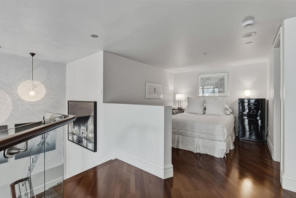 401-988 Richards Street, Vancouver, BC