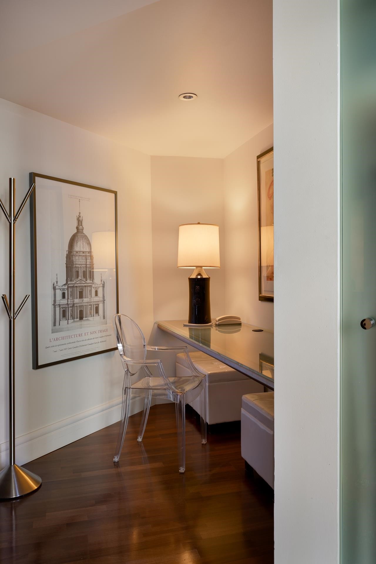 401-988 Richards Street, Vancouver, BC
