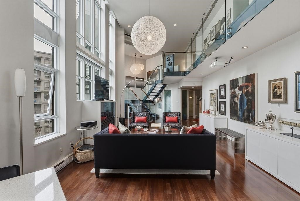 401-988 Richards Street, Vancouver, BC