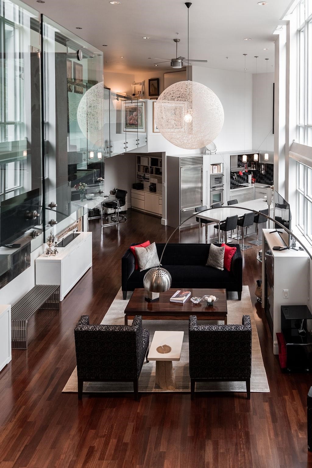 401-988 Richards Street, Vancouver, BC