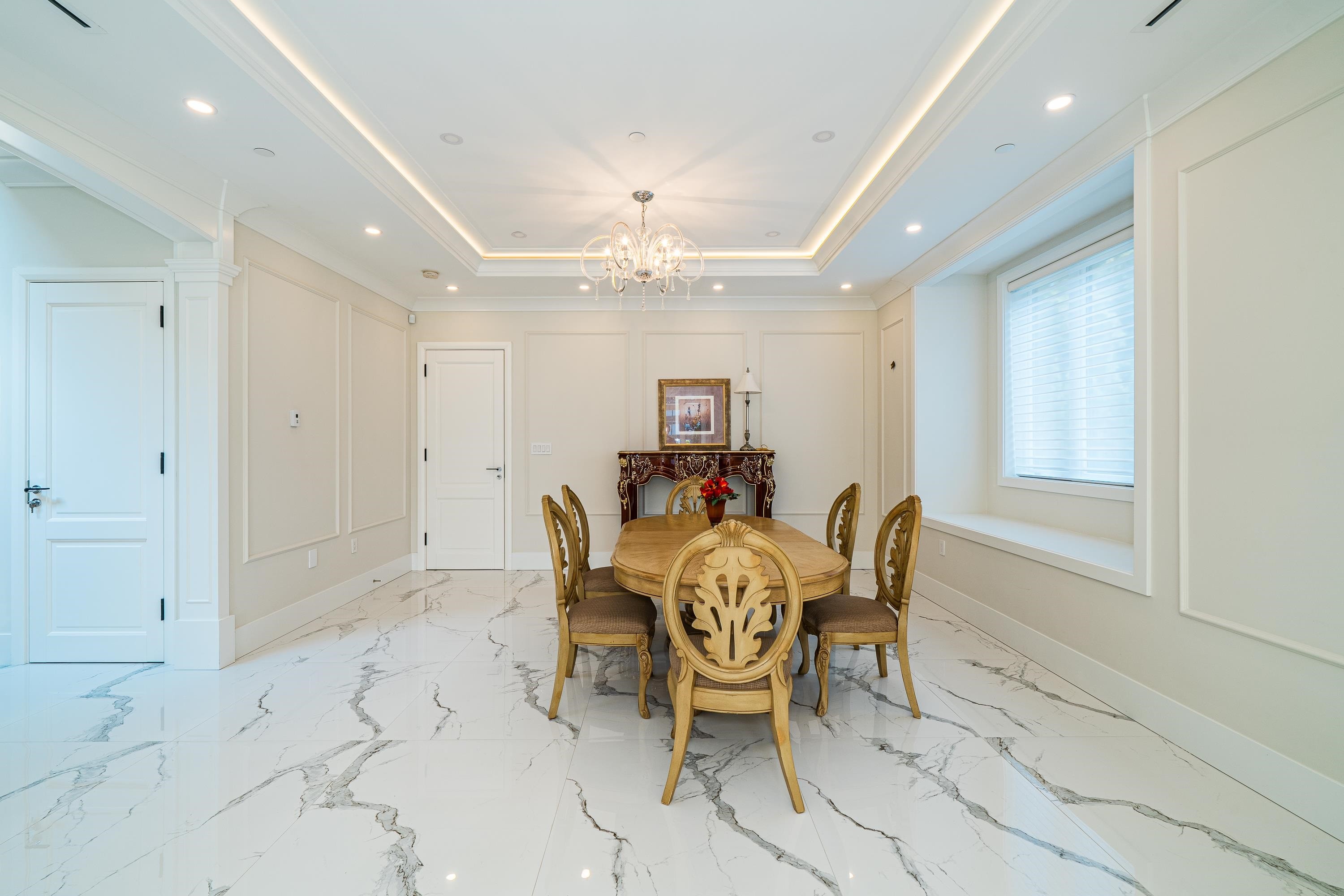1048 Handsworth Road, North Vancouver, BC